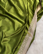 Banarasi Mashru Kataan Silk Saree Featuring Jaal Weave with Silver Zari Meena Work & Rich Pallu – MKS414