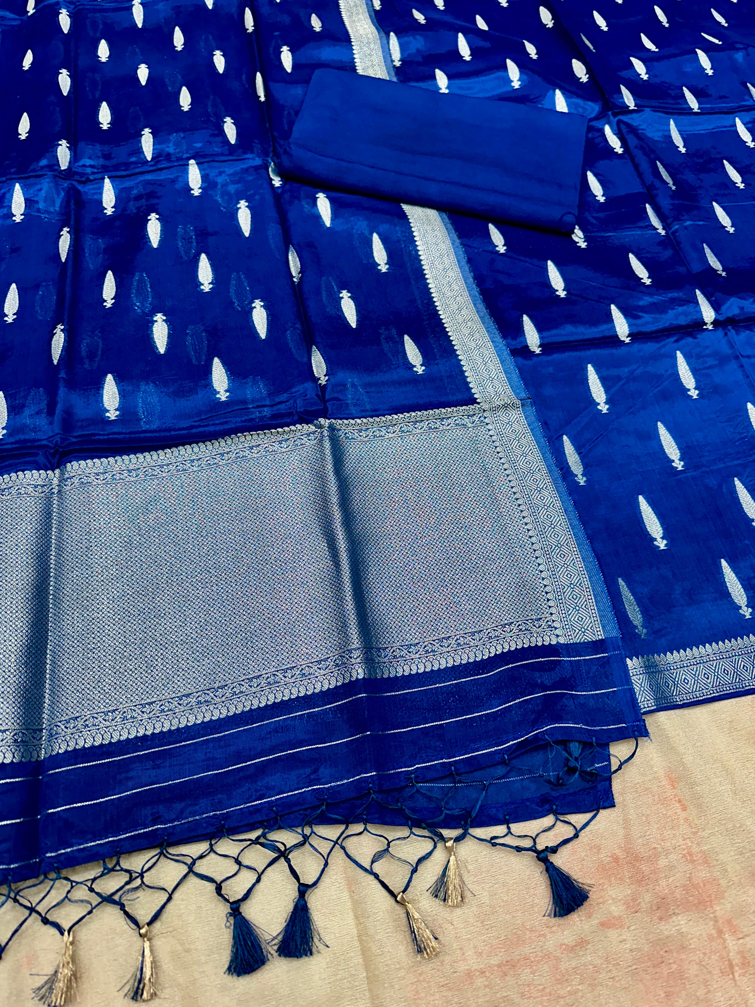 ✨ Banarasi Jacquard Gap Buti HO Silk 3-Piece Unstitched Dress Material MSS19