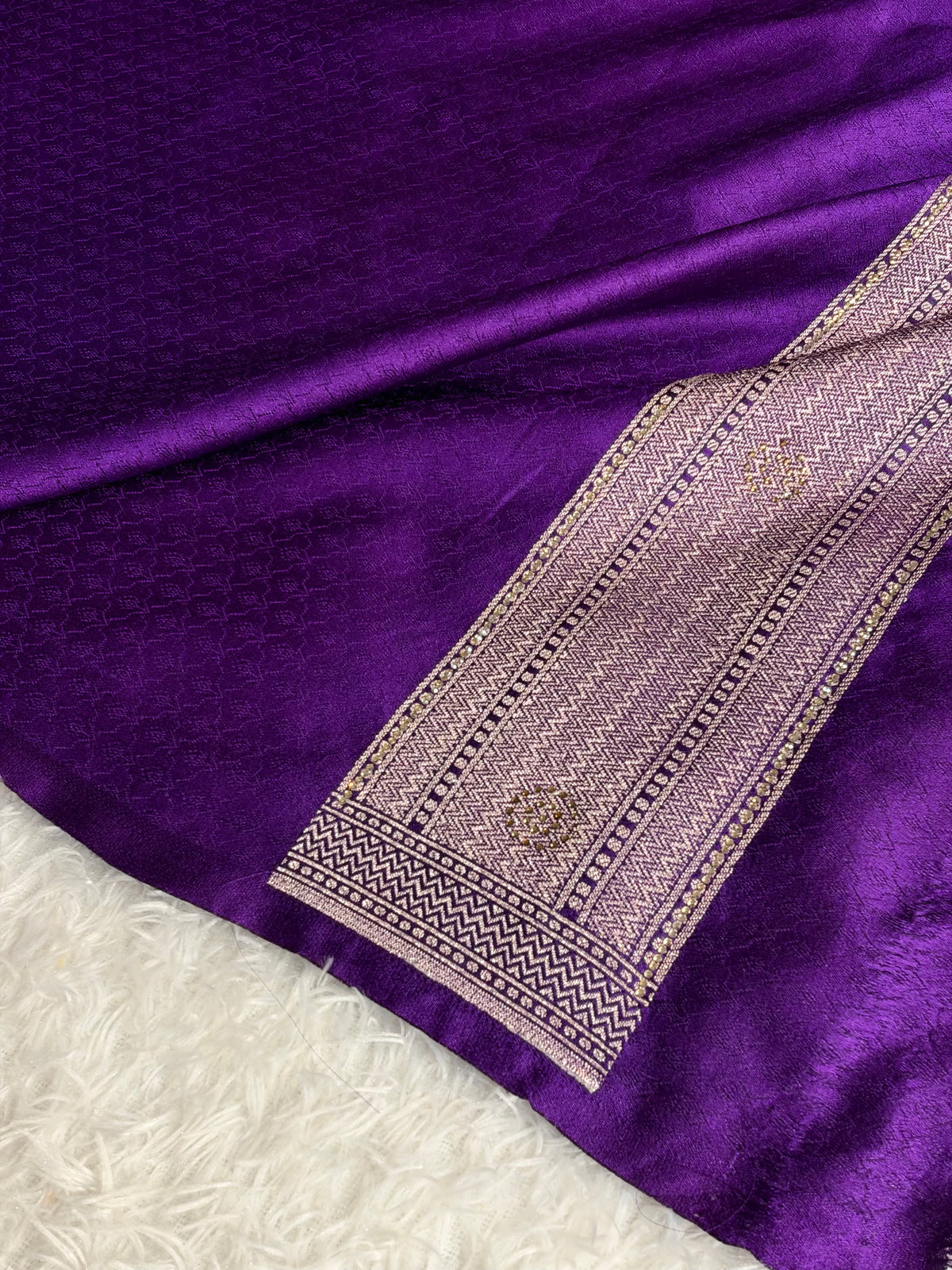 Mashru Kataan Silk Saree with Multicolour Tanchoi Weaving & Rich Zari Pallu | MKS869