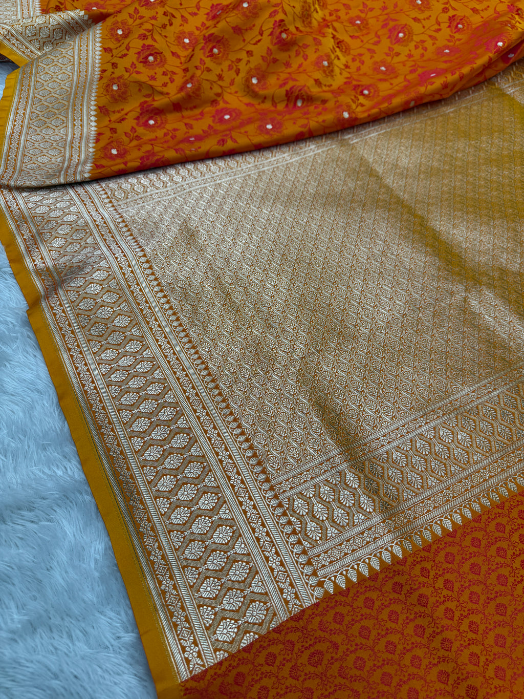 Tanchoi Meena Mashru kataan Silk Saree MKS02