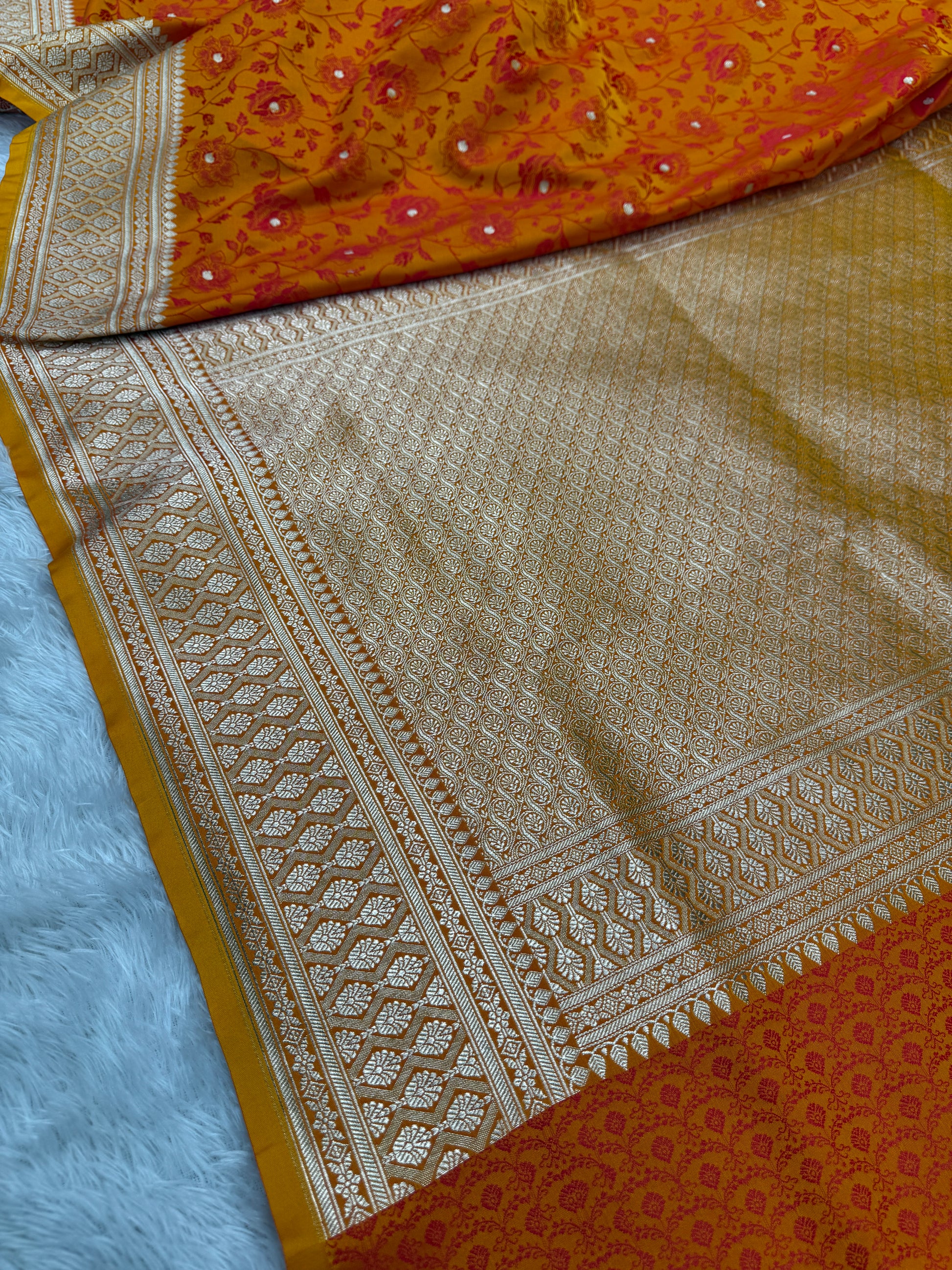 Tanchoi Meena Mashru kataan Silk Saree MKS02