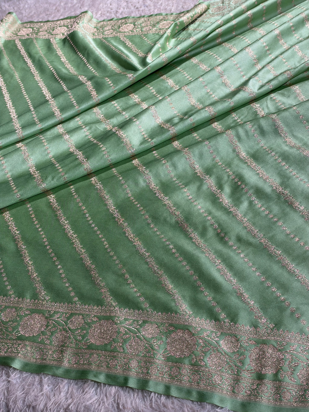 Banarasi Mashru Silk Saree in Light Pista Green | All-Over Zari Woven Design with Rich Zari Pallu | MKS846