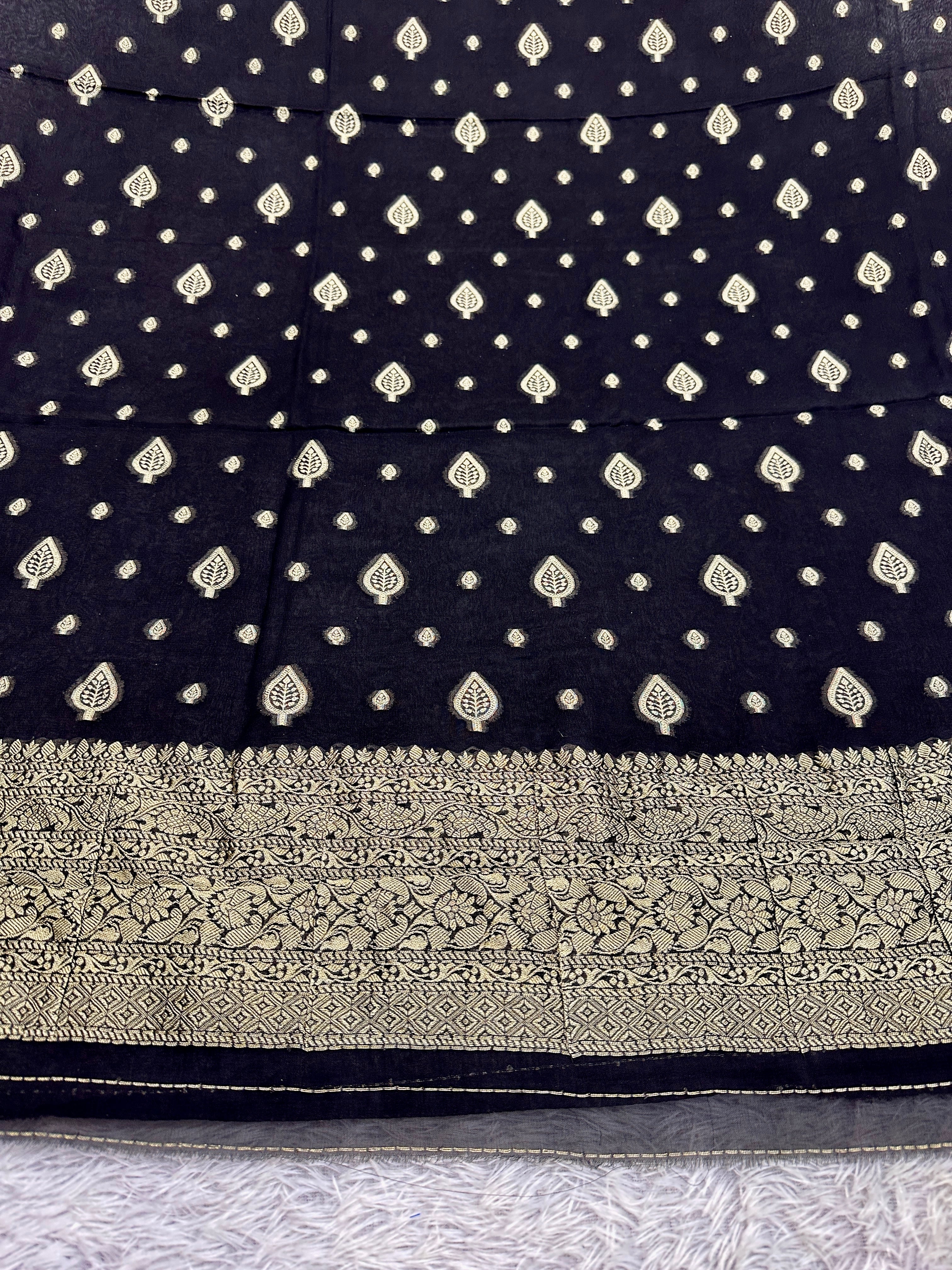 Banarasi Jacquard Zari Georgette Suit Dress – 3 Pc Set MSS24