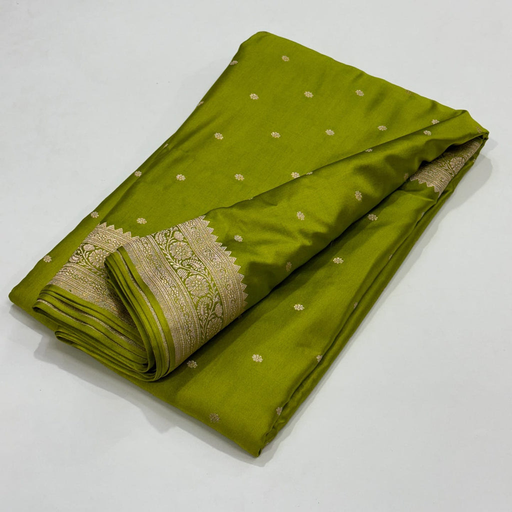 Premium Mashru Kataan Silk Saree with Star Buti Motifs and Luxurious Zari Pallu – MKS410