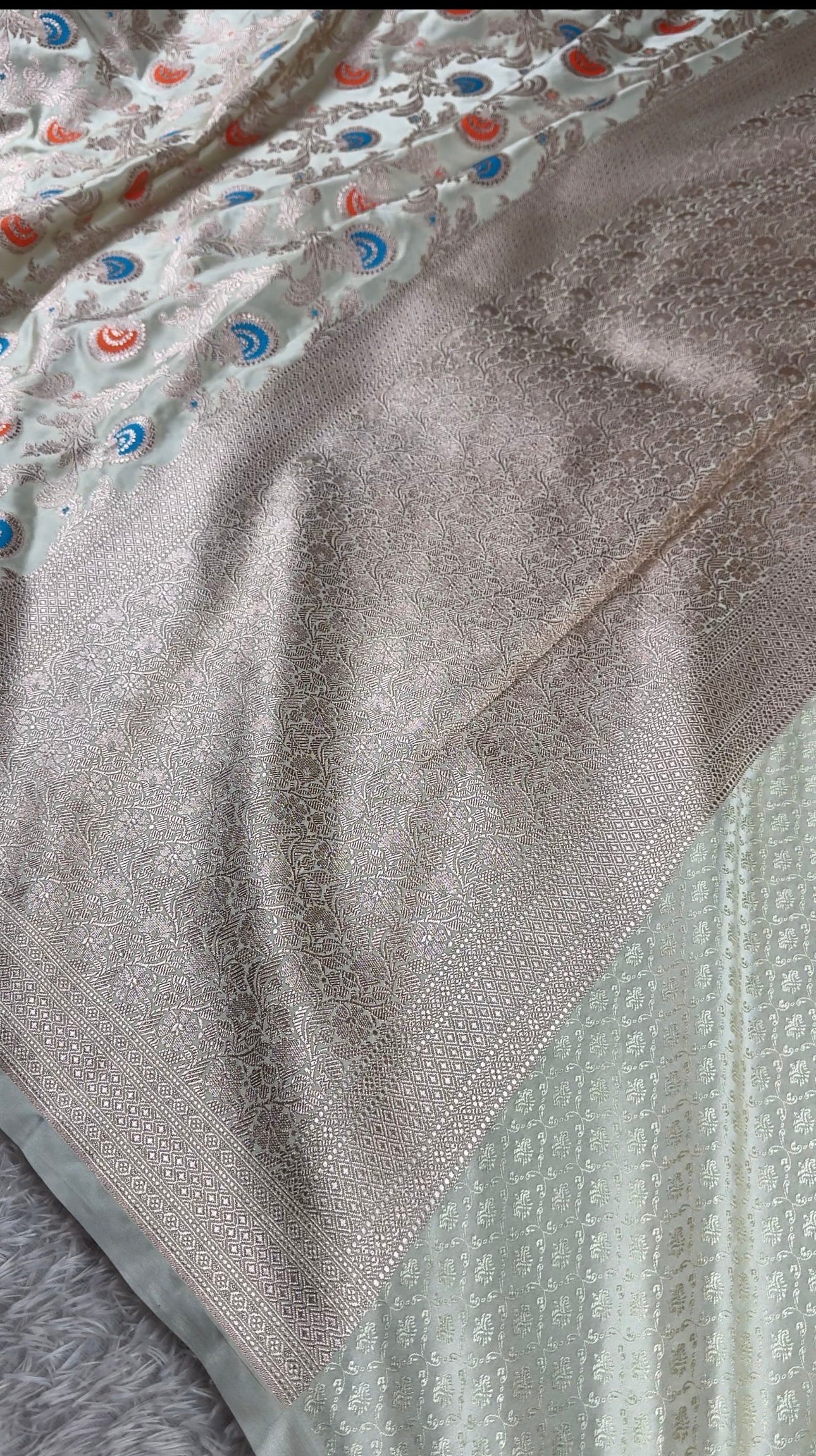 Beige Mashru Kataan Silk Saree with Meenakari Jaal Design & Rich Zari Pallu – MKS635