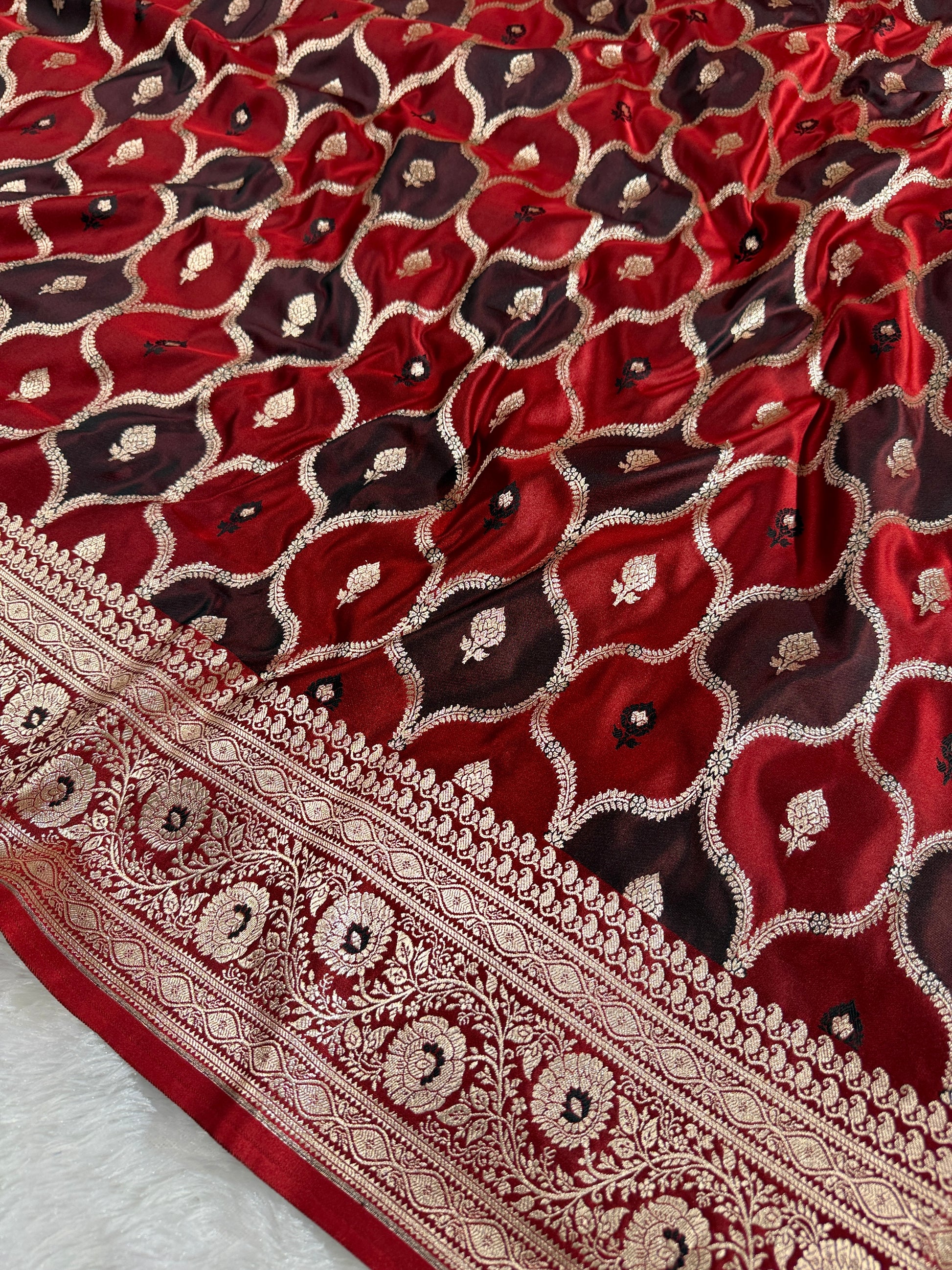 Maroon & Black Rangkaat Banarasi Mashru Silk Saree with Jacquard Woven Jaal  MKS033