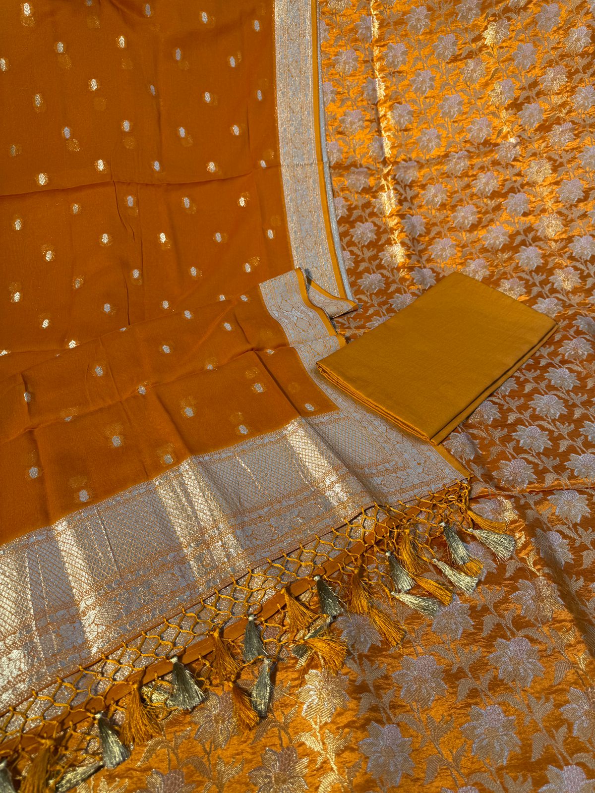 Fancy Banarsi Ladies Suits ST101