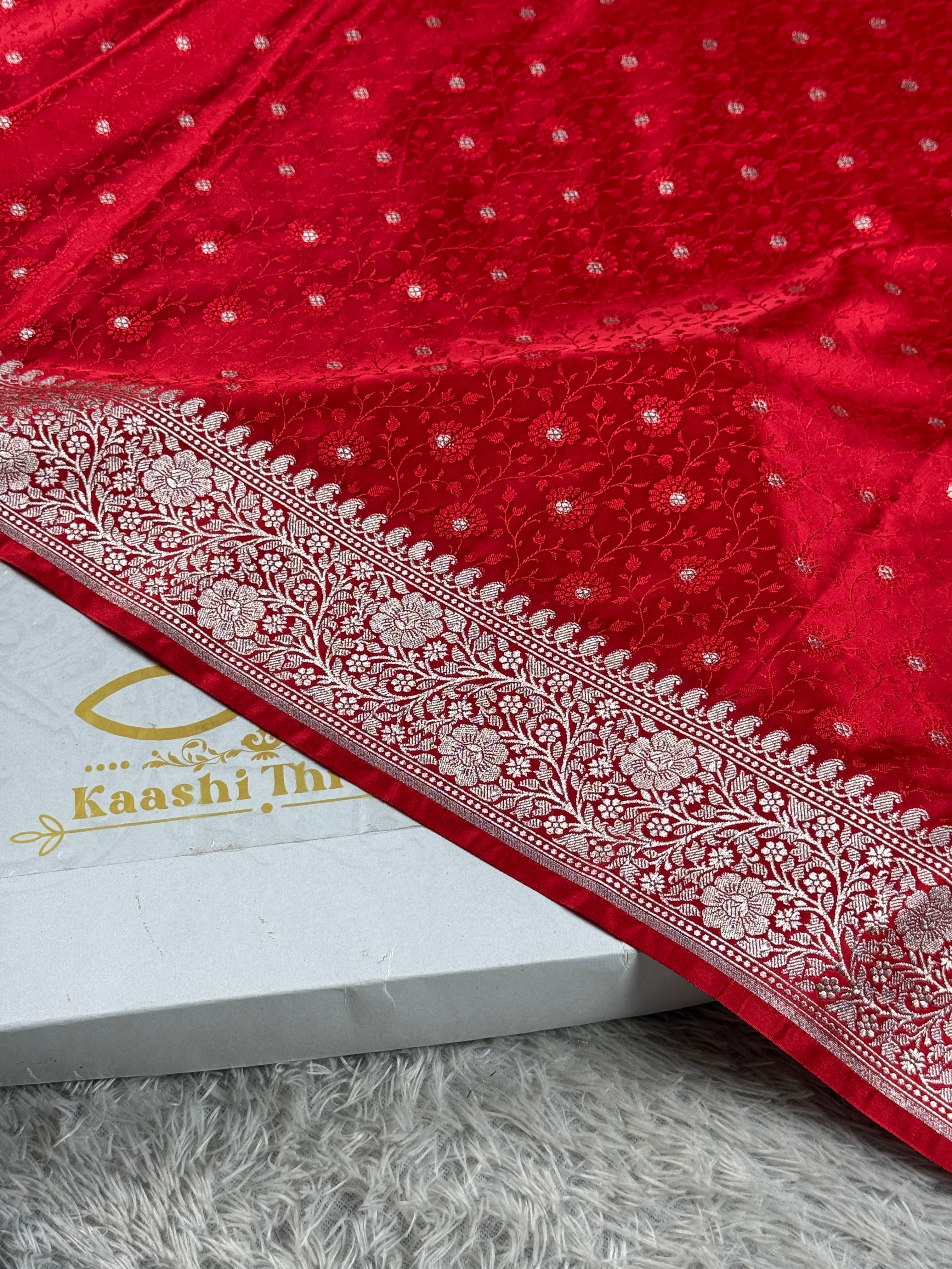 Red Mashru Kataan Silk Banarasi Saree with Tanchoi Zari Meenakari Weave & Rich Pallu | Kaashi Threads MKS509