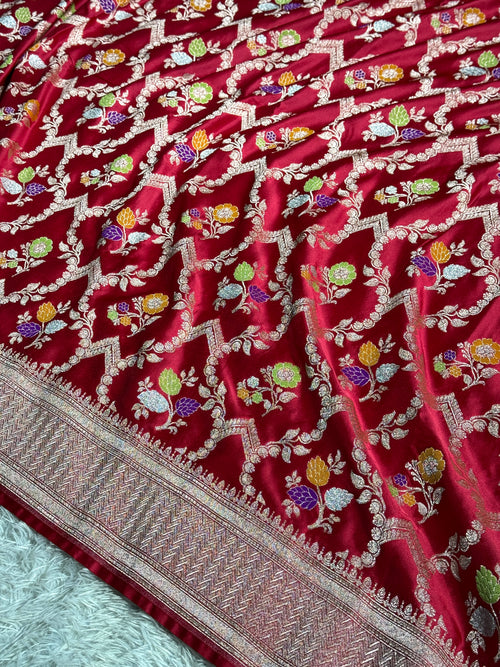 Cherish Red Mashru Kataan Silk Saree with Meenakari Jaal Woven Design & Rich Zari Pallu | MKS621
