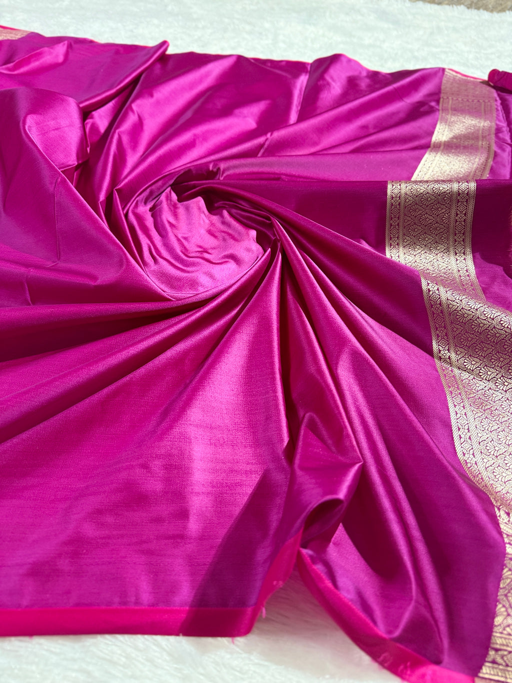 Rani Pink Banarasi Mashru Silk Saree with Dual Tone Tanchoi Jacquard Woven Design MKS095