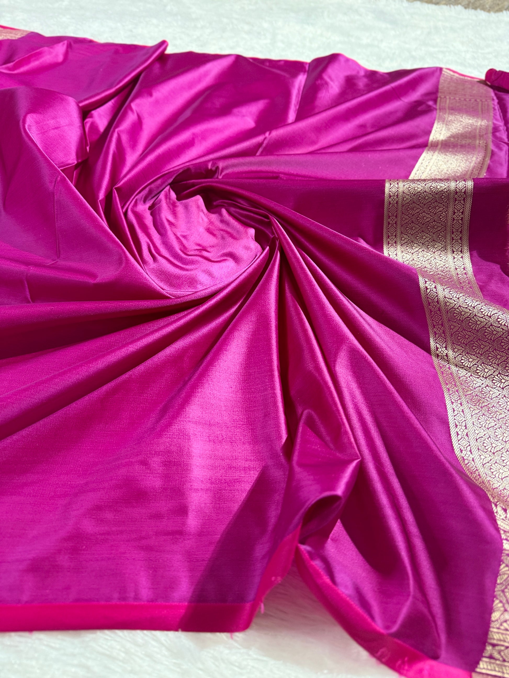 Rani Pink Banarasi Mashru Silk Saree with Dual Tone Tanchoi Jacquard Woven Design MKS095