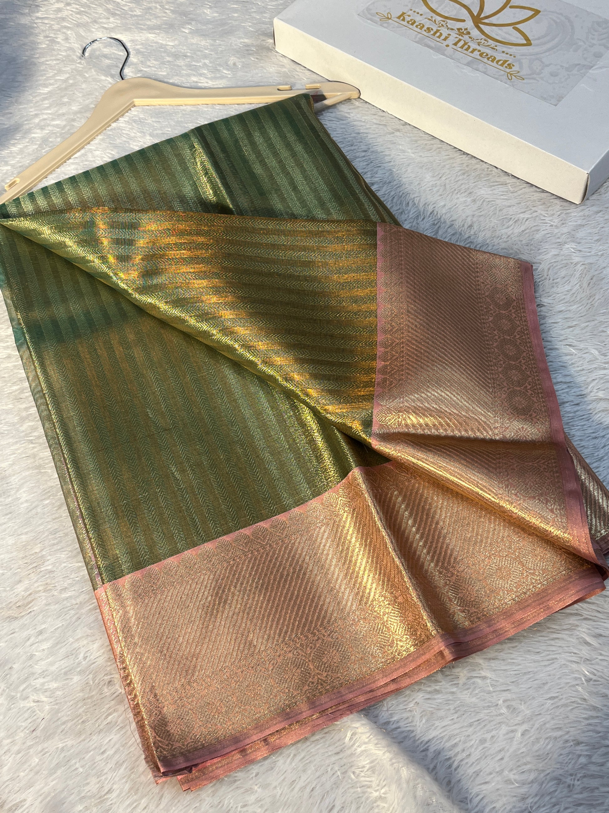 Pista Green with Pitch Tissue Saree Ts27