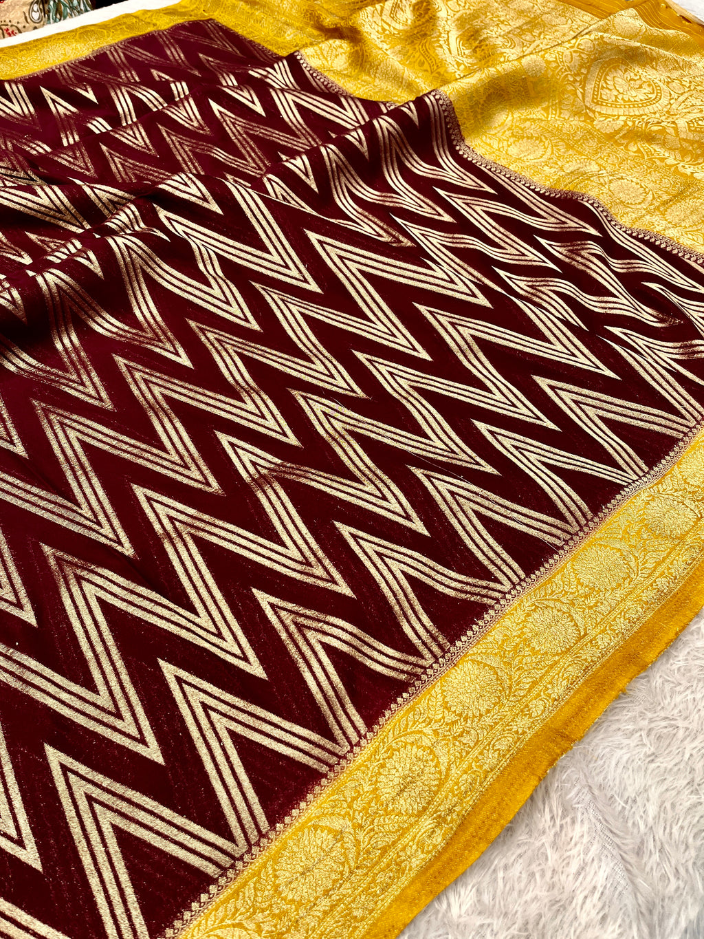 Chinon Silk Zig Zag Design Magenta with Yellow Color Saree CN09