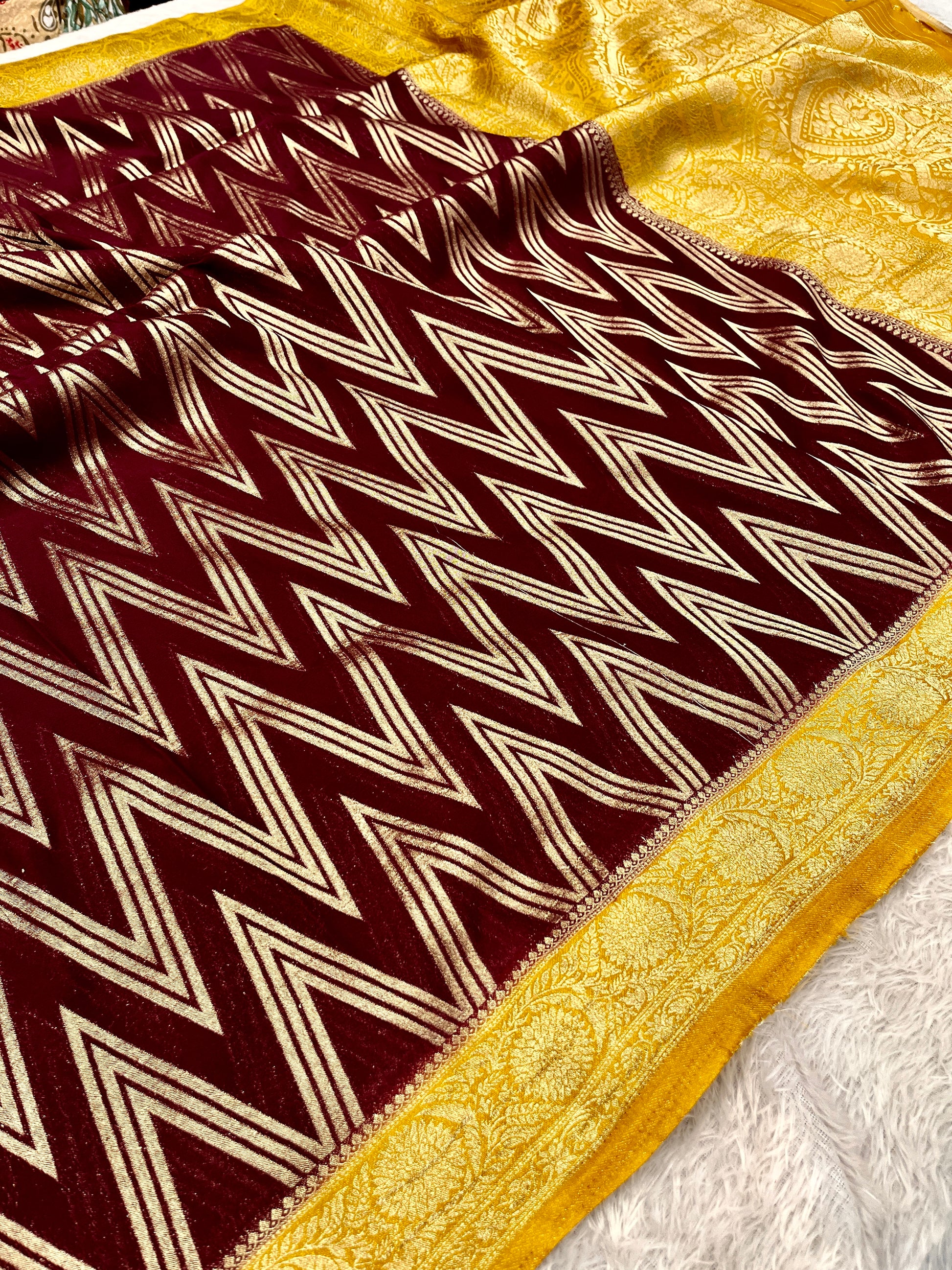 Chinon Silk Zig Zag Design Magenta with Yellow Color Saree CN09