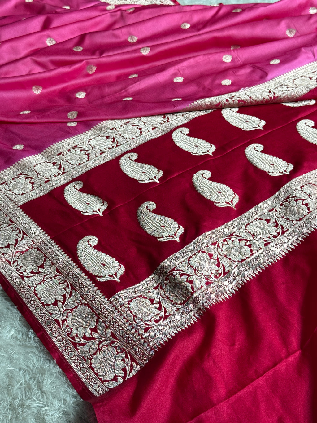 Pink Banarasi Mashru Silk Saree with Dark Pink Contrast and Jacquard Woven Buti Pattern MKS0113
