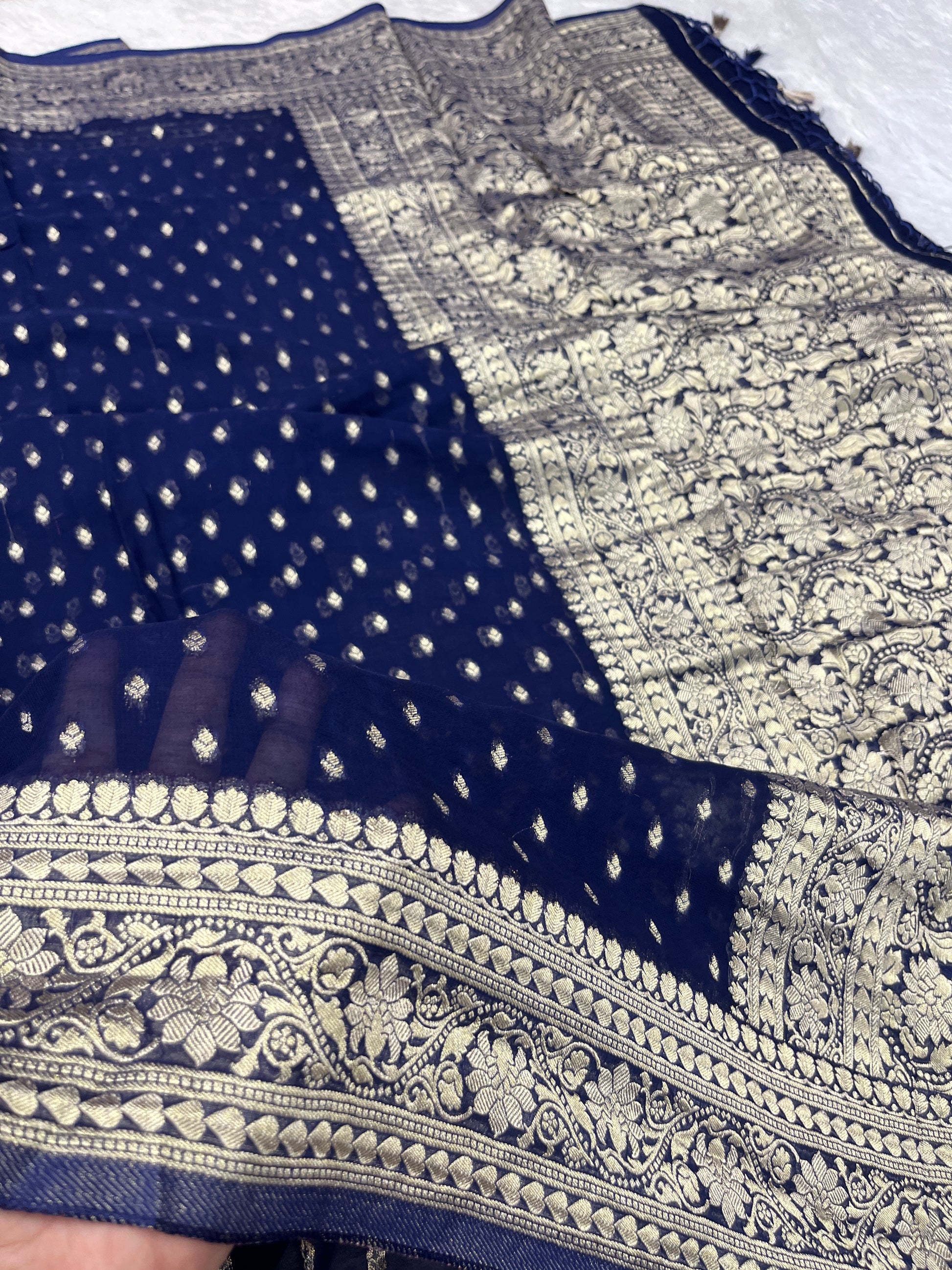 Banarsi Pure Natural Georgette Traditional Patti Buti  Design VSG05