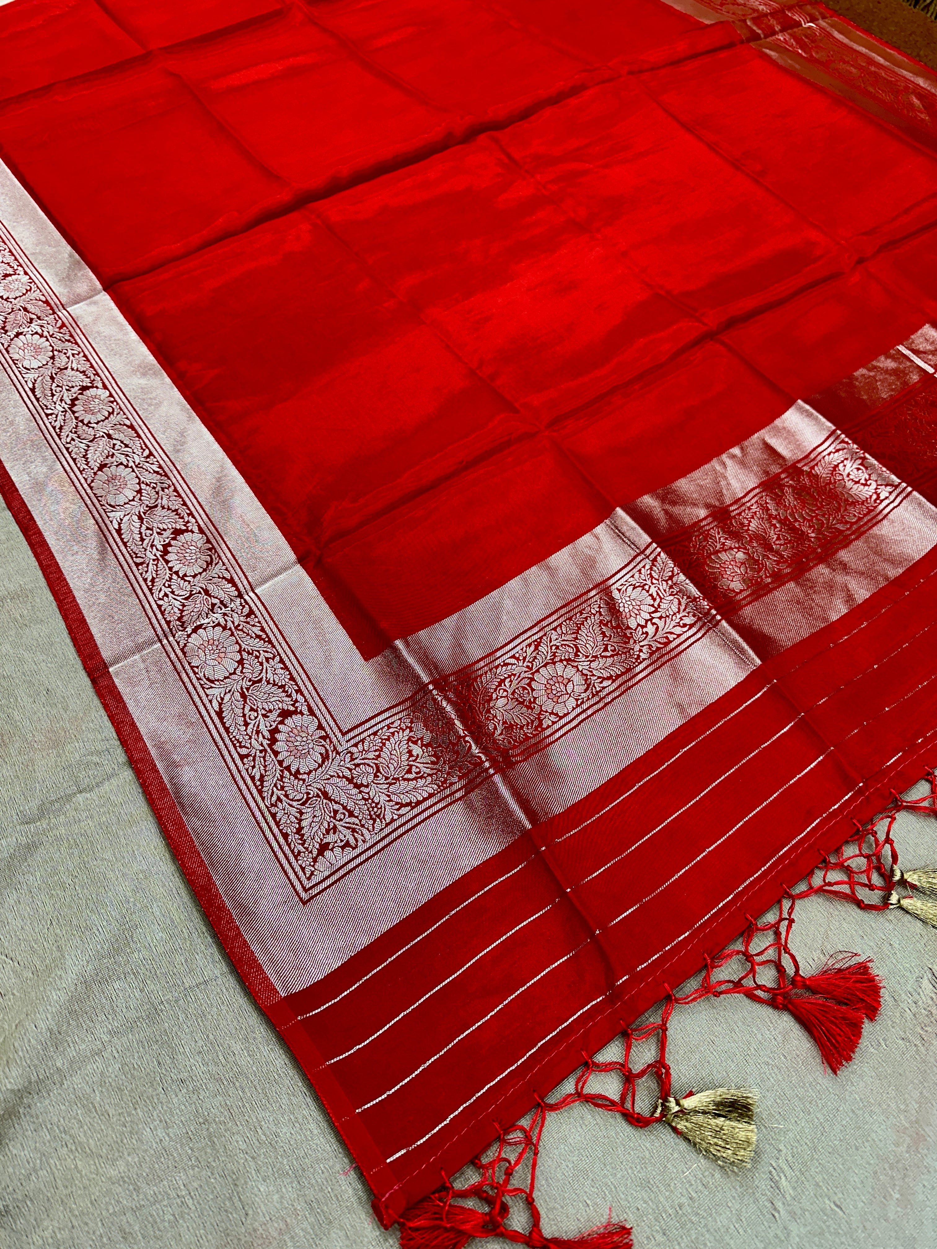 ✨ Banarasi Jacquard Gap Buti HO Silk 3-Piece Unstitched Dress Material MSS24