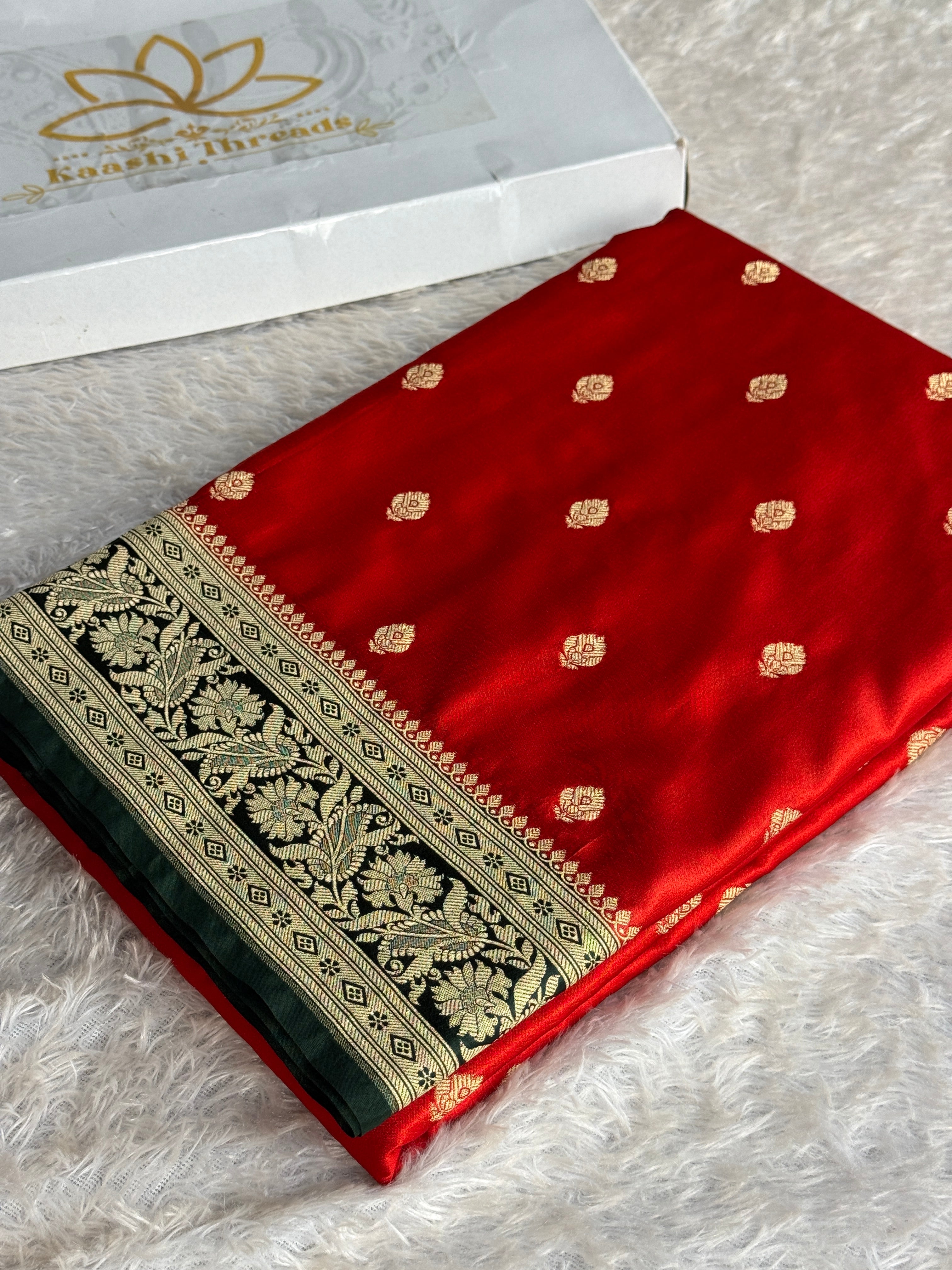 Banarasi Mashru Kataan Silk Saree – Red with Green Contrast | Buta Woven Design | Rich Zari Pallu | MKS751