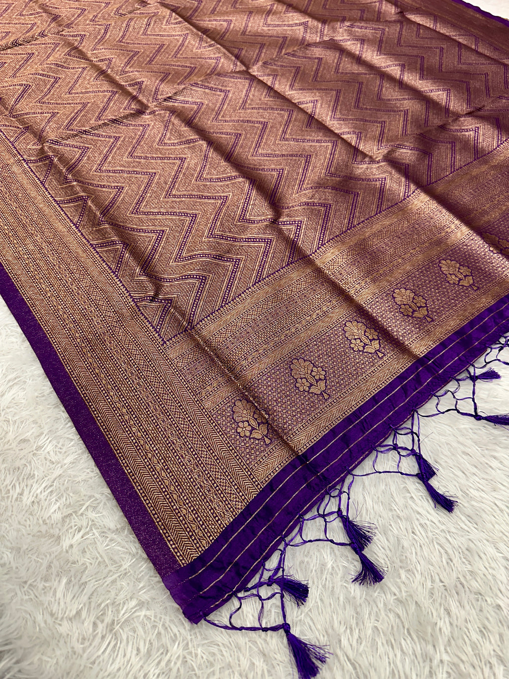 Banarasi Soft Silk 3 Piece Ladies Suit with Antique Zari Woven Work – MSS27