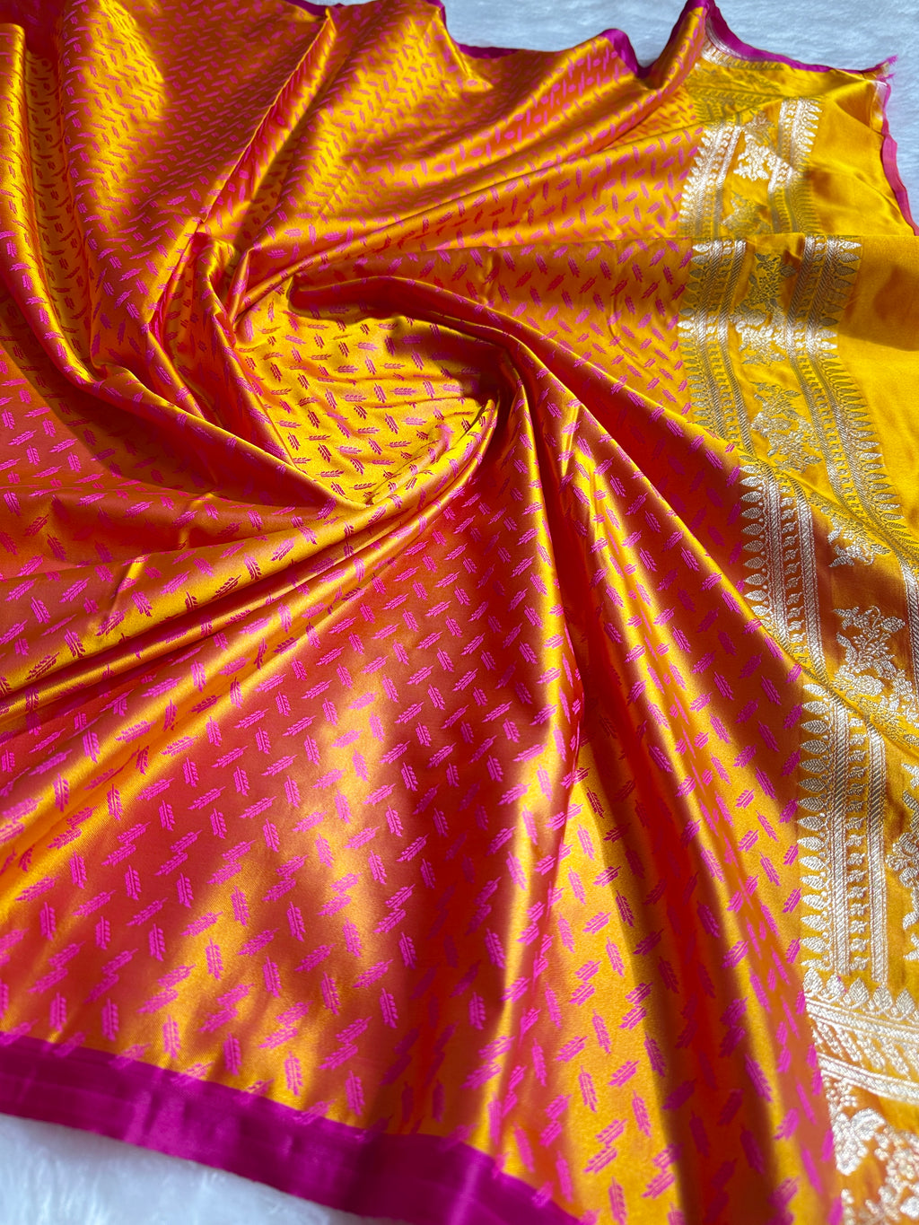 Yellow Banarasi Mashru Silk Saree with Jacquard Woven Floral Buta & Subtle Zari Accents