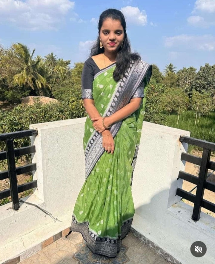 Semi Georgette Silk Saree with Leaf Buta & Rich Zari Pallu – SM61