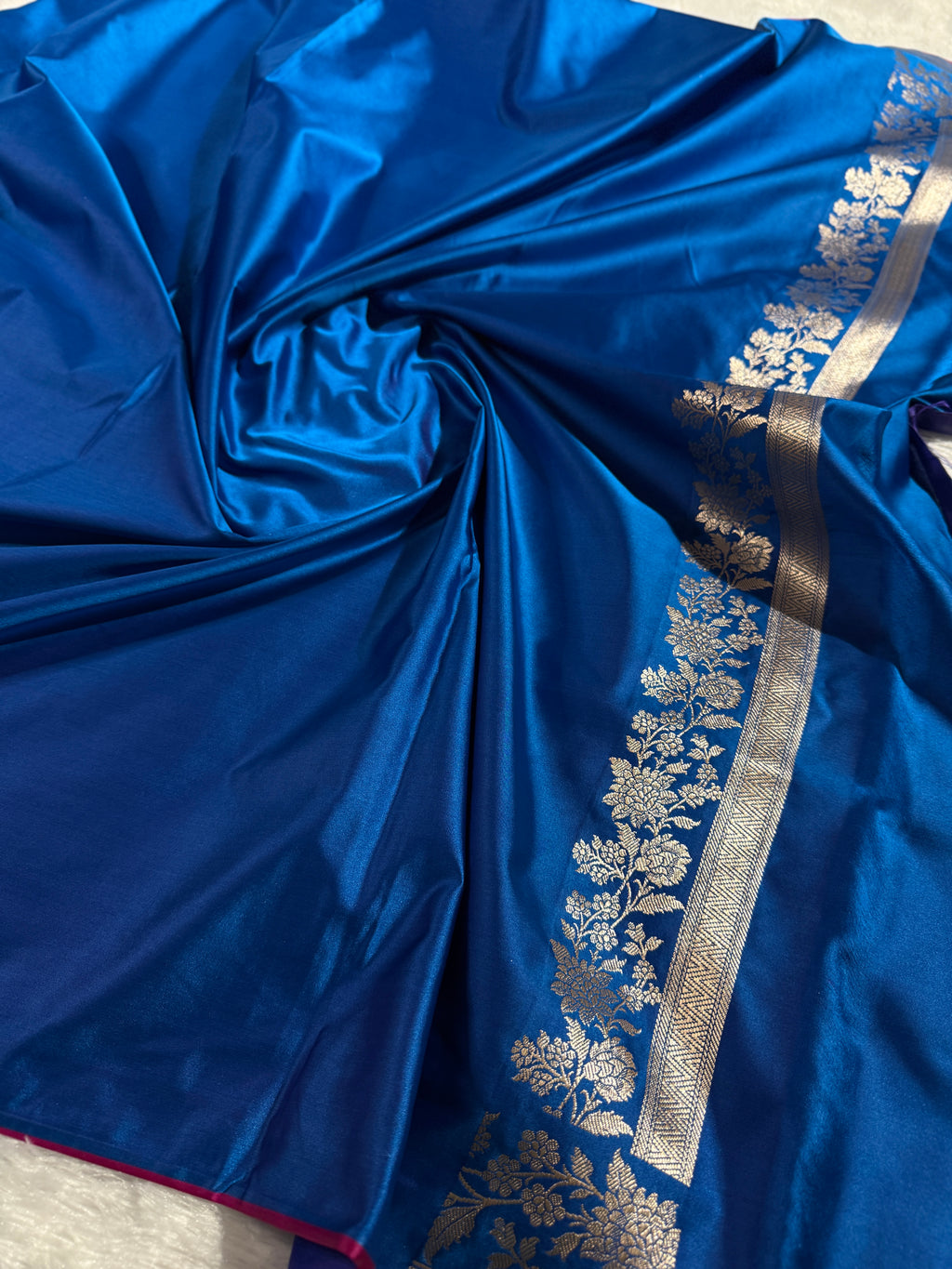 Peacock Banarasi Mashru Silk Saree with Leaf Buta Jacquard Woven Design