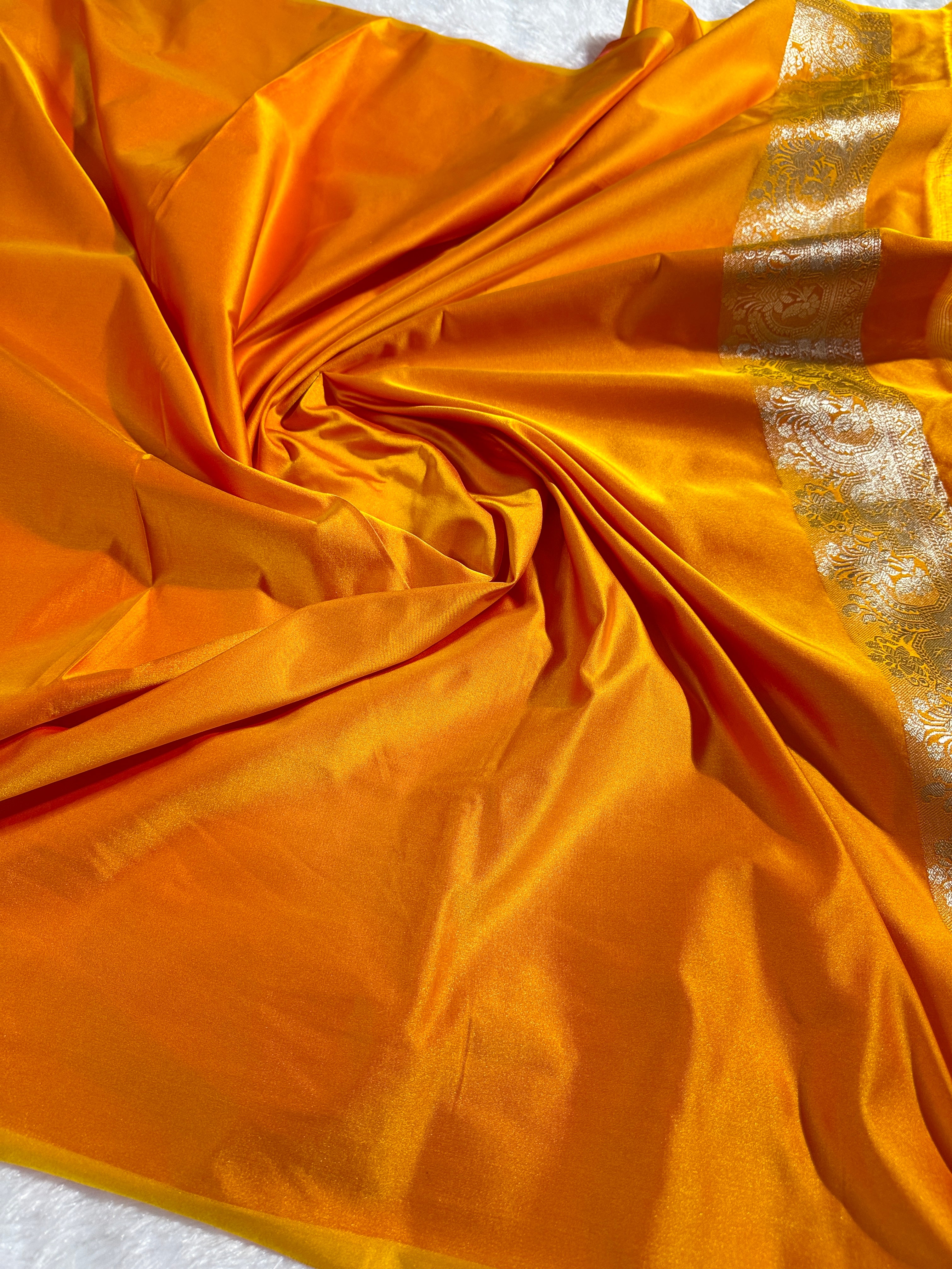 Yellow Banarasi Mashru Silk Saree with Jacquard Woven Chunri Buti Design MKS094