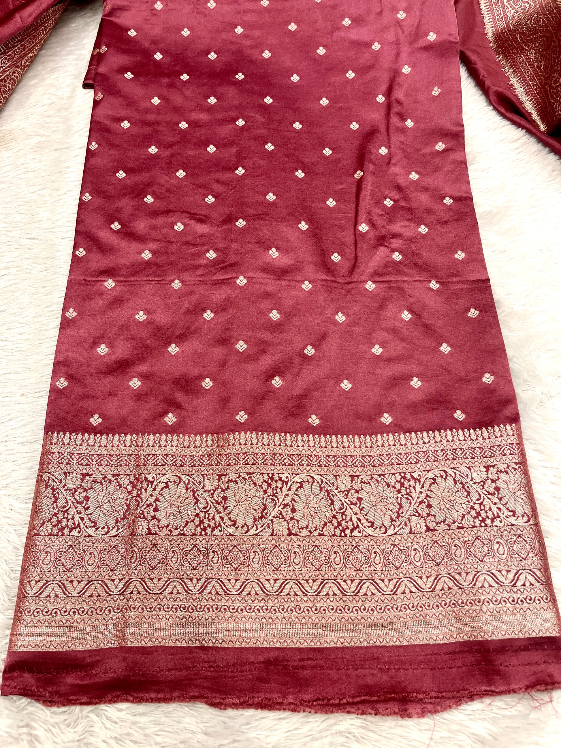 Mashru kataan Buti Suit MSS002