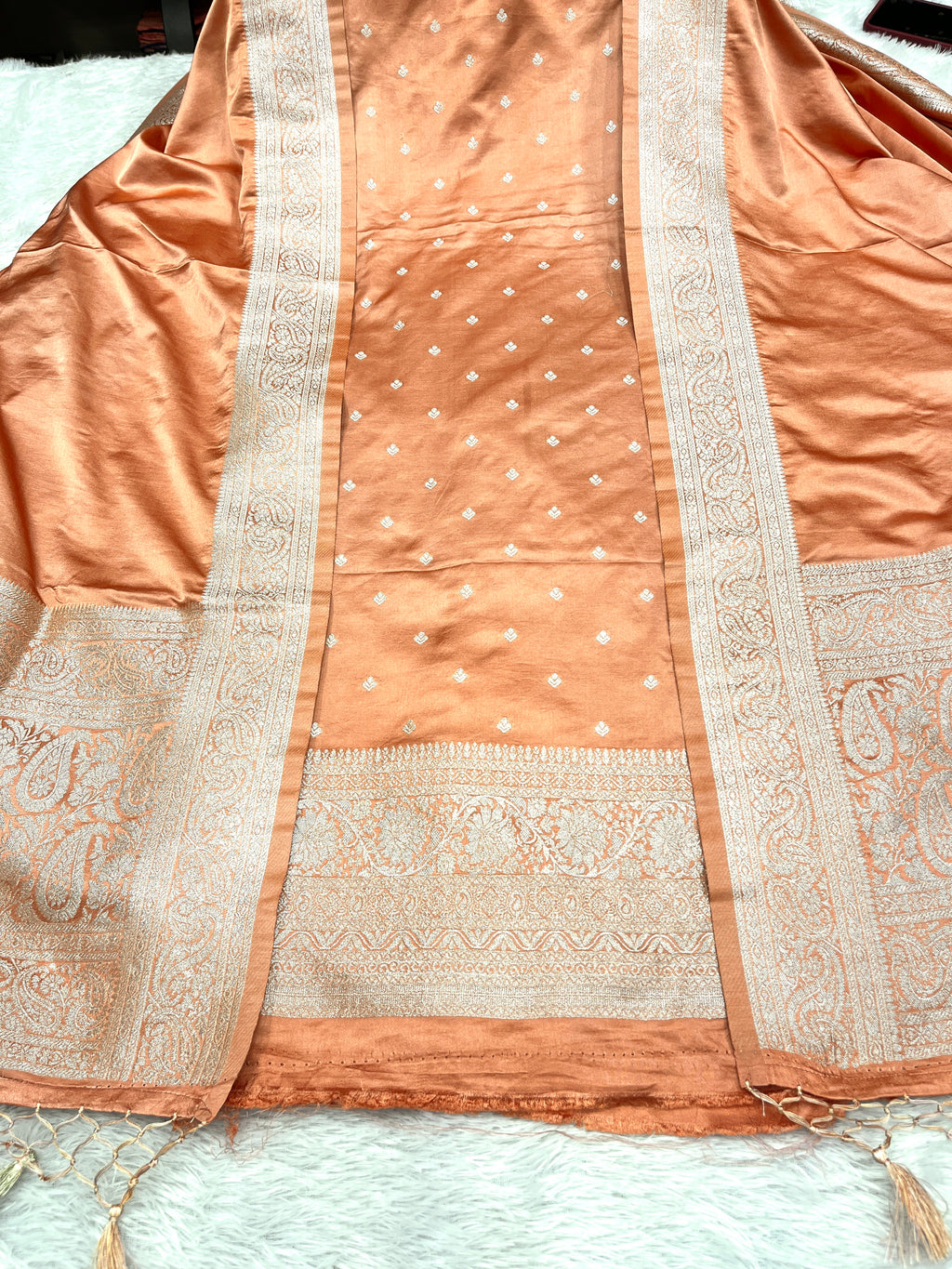 Mashru kataan Buti Suit MSS002