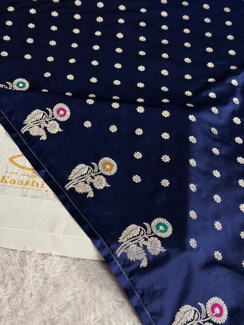 MKS701 – Premium Mashru Kataan Silk Saree with Raw Mango Buta Border & Rich Zari Woven Pallu