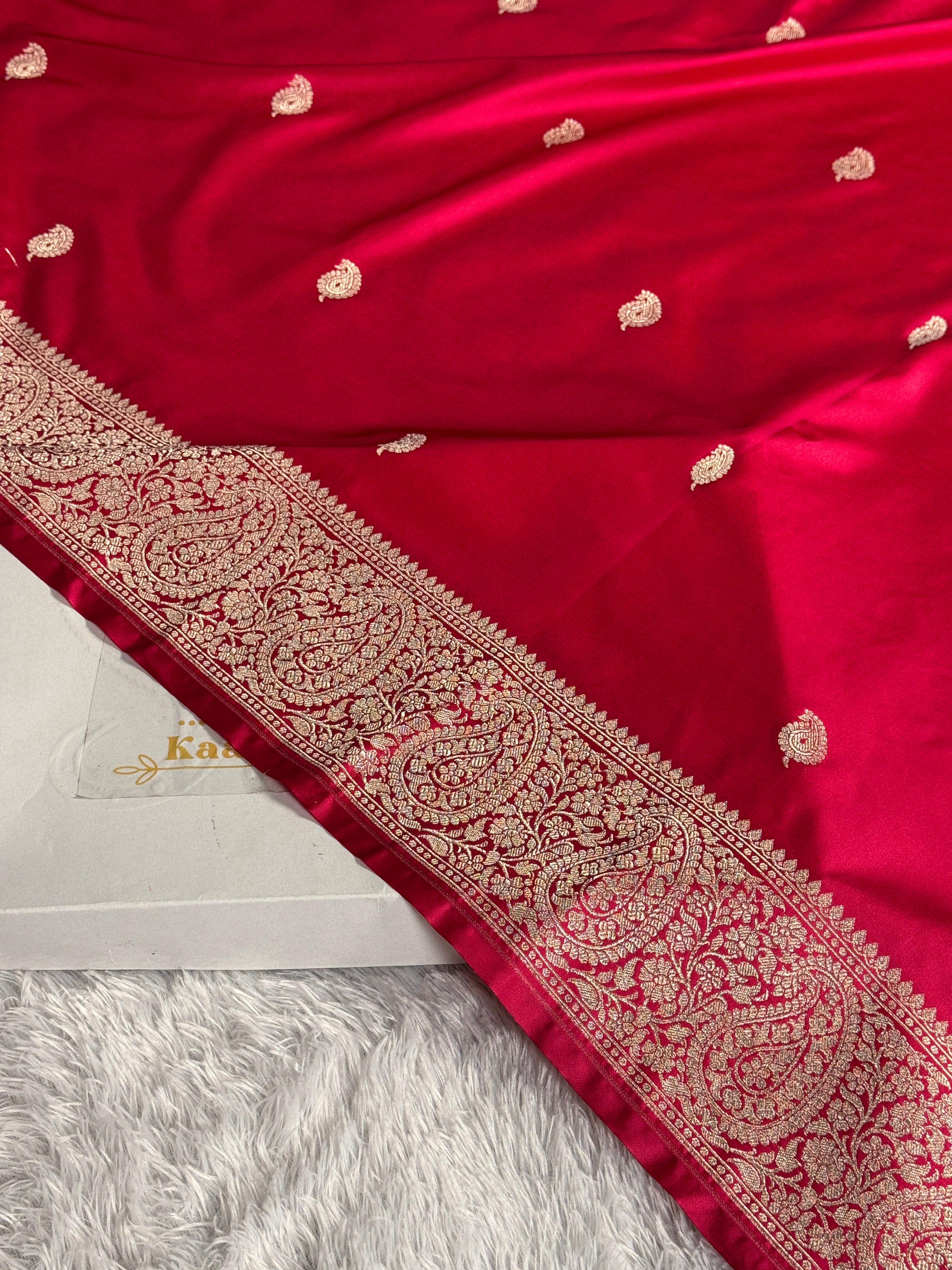 Reddish Pink Mashru Kataan Silk Banarasi Saree with Buta Zari Weaving & Rich Zari Pallu | MKS698