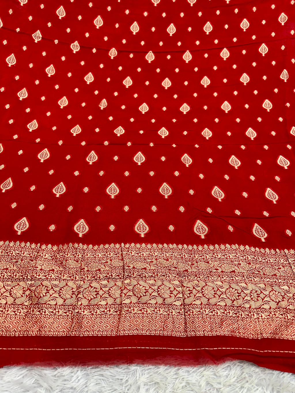 Banarasi Jacquard Zari Georgette Suit Dress – 3 Pc Set MSS24