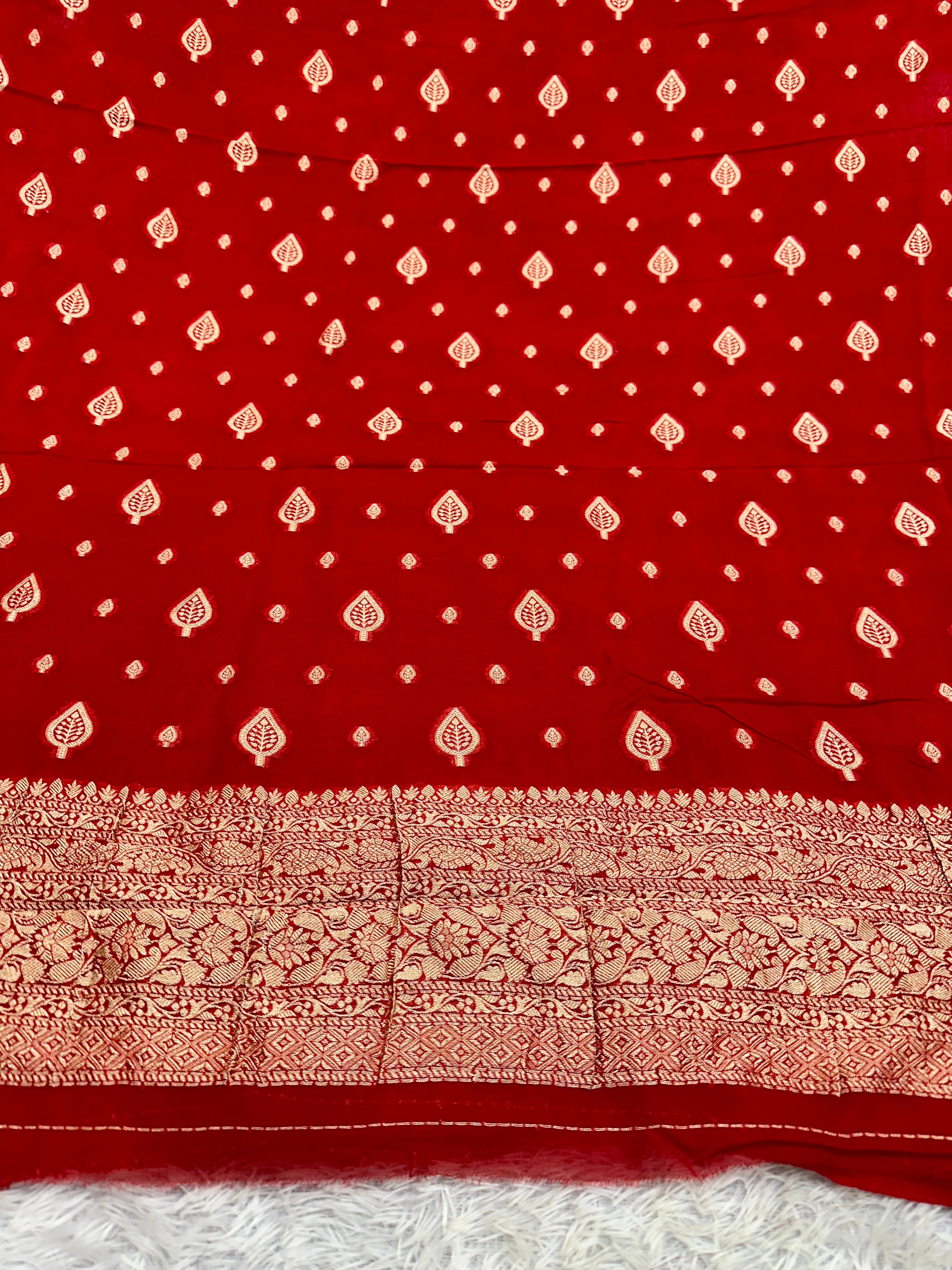 Banarasi Jacquard Zari Georgette Suit Dress – 3 Pc Set MSS24