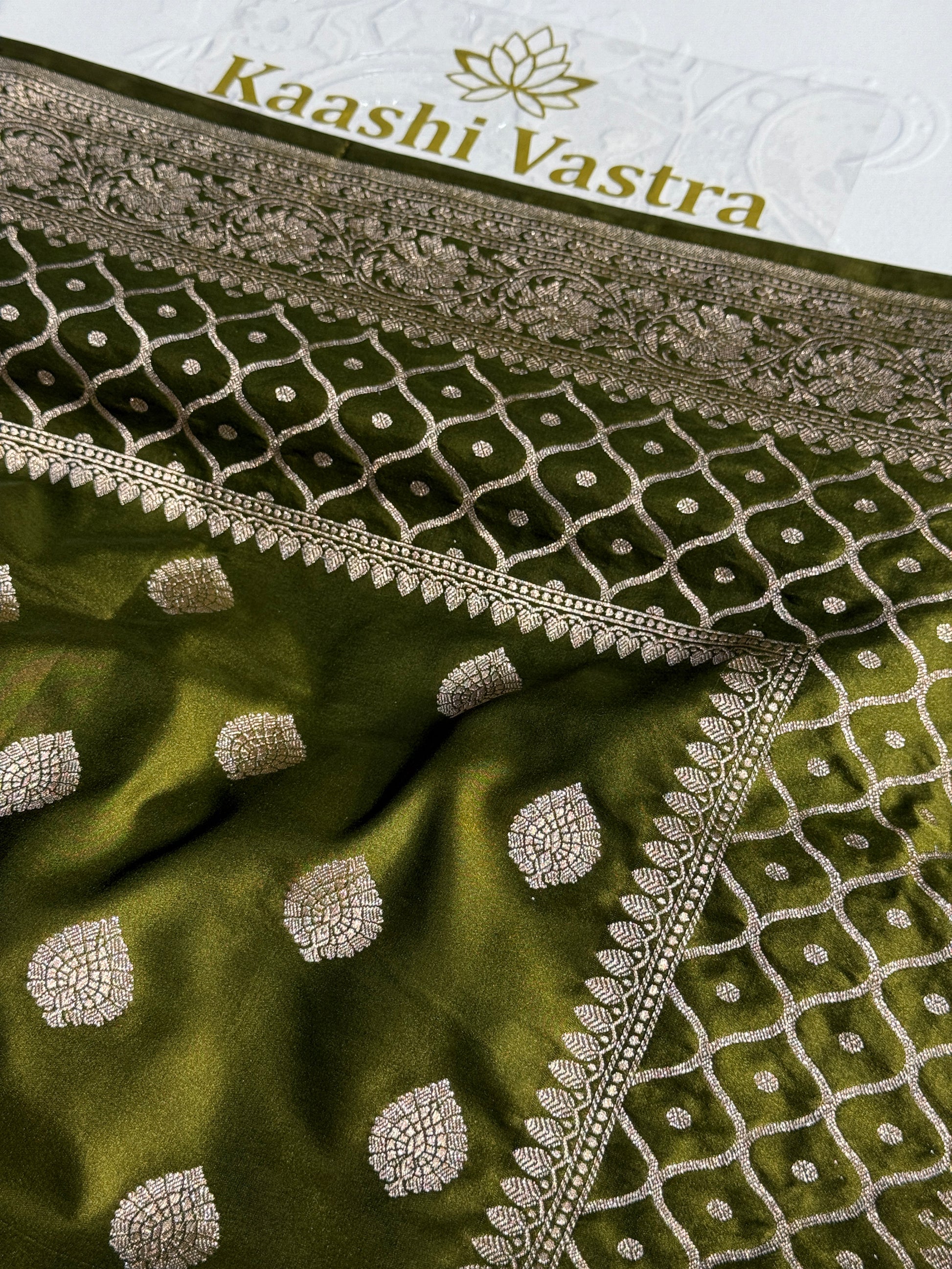 Mashru kataan Silk Zari Viewed Saree Ms18