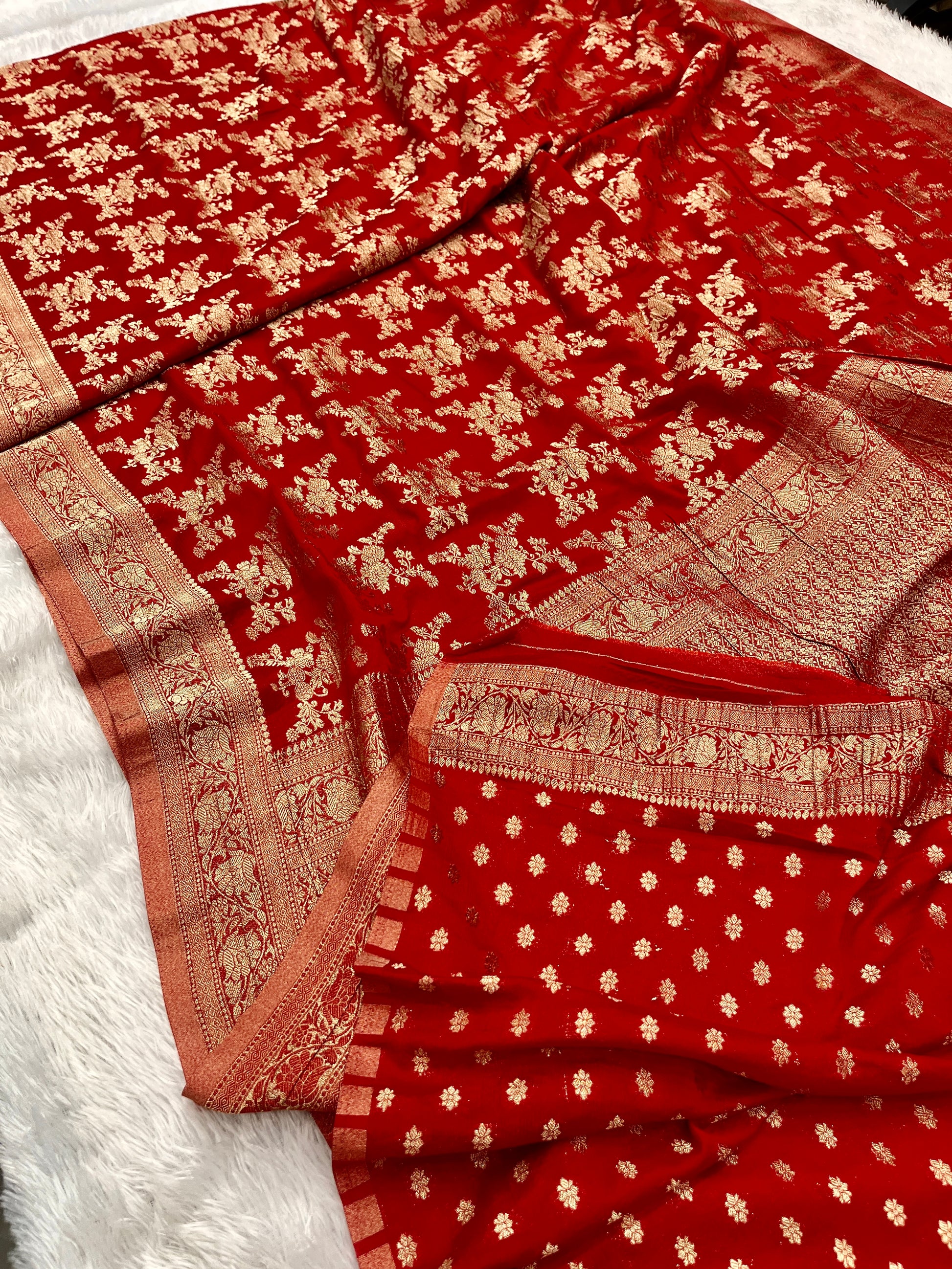 Chinon Silk Flower Design Red  Color Saree CN04