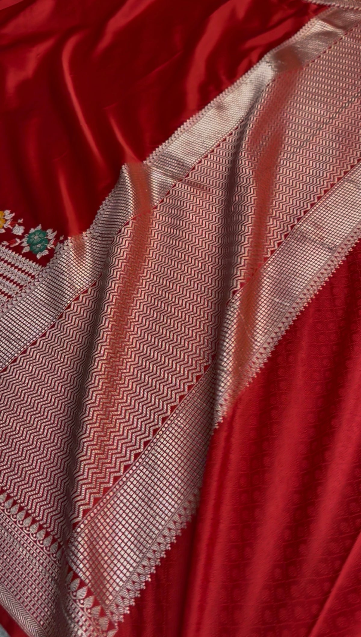Red Mashru Silk Saree with Meenakari Zari Woven Design – MKS803
