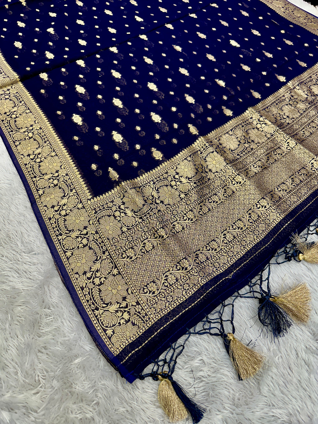 ✨ Banarasi Viscose Georgette Suit Set ✨VSS12