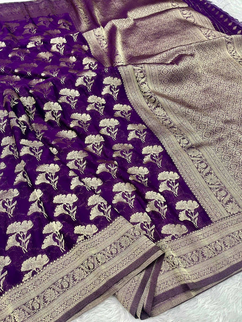 Chinon Silk Dual Flower Design Purple Color Saree CN05