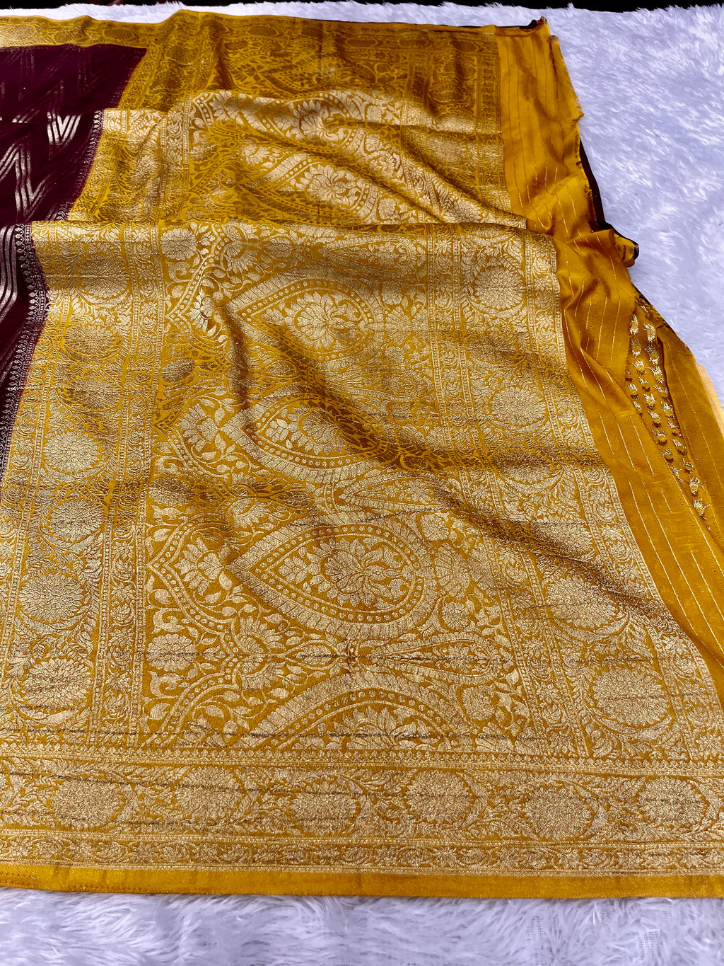 Chinon Silk Zig Zag Design Magenta with Yellow Color Saree CN09