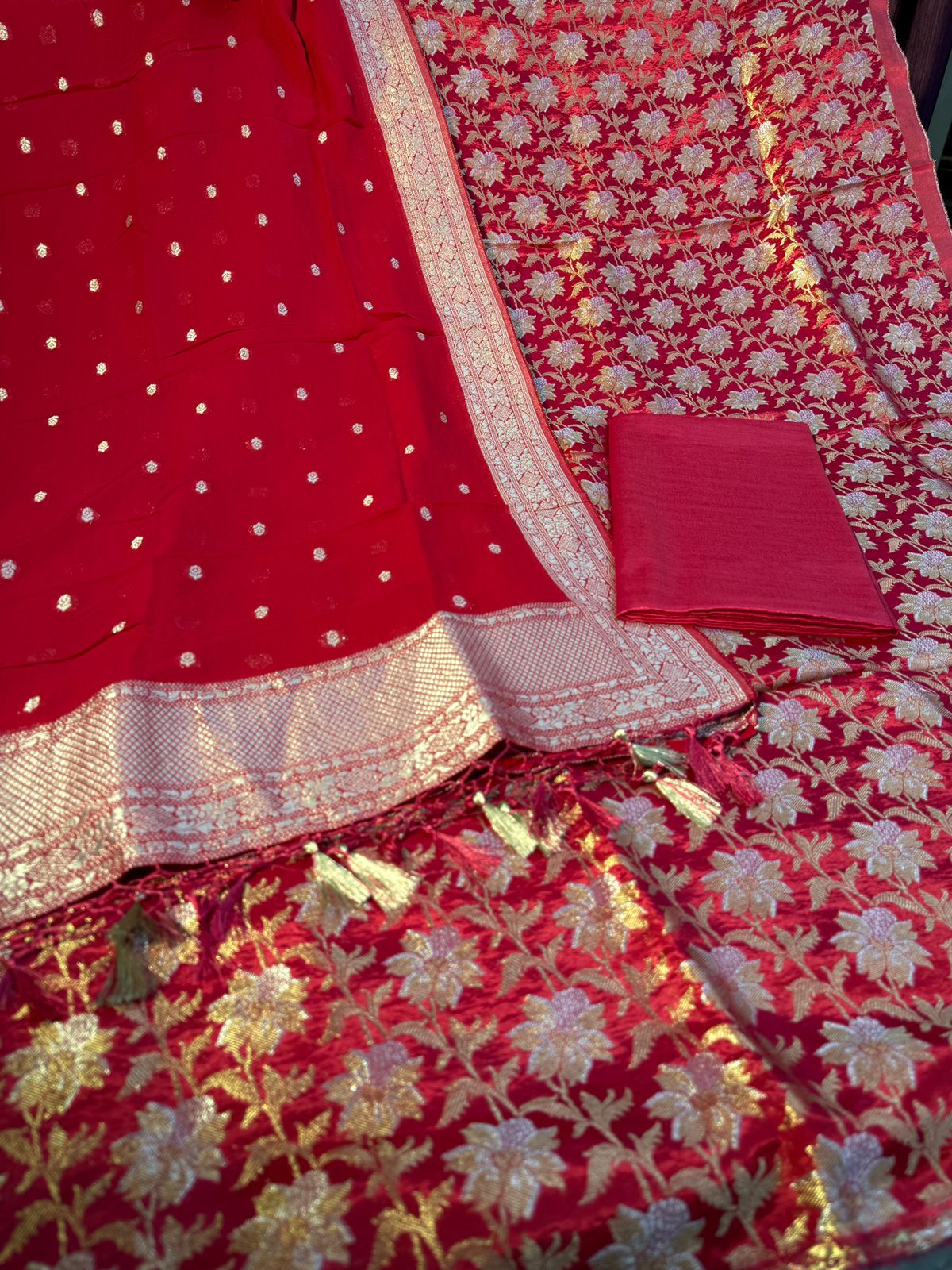 Fancy Banarsi Ladies Suits ST101