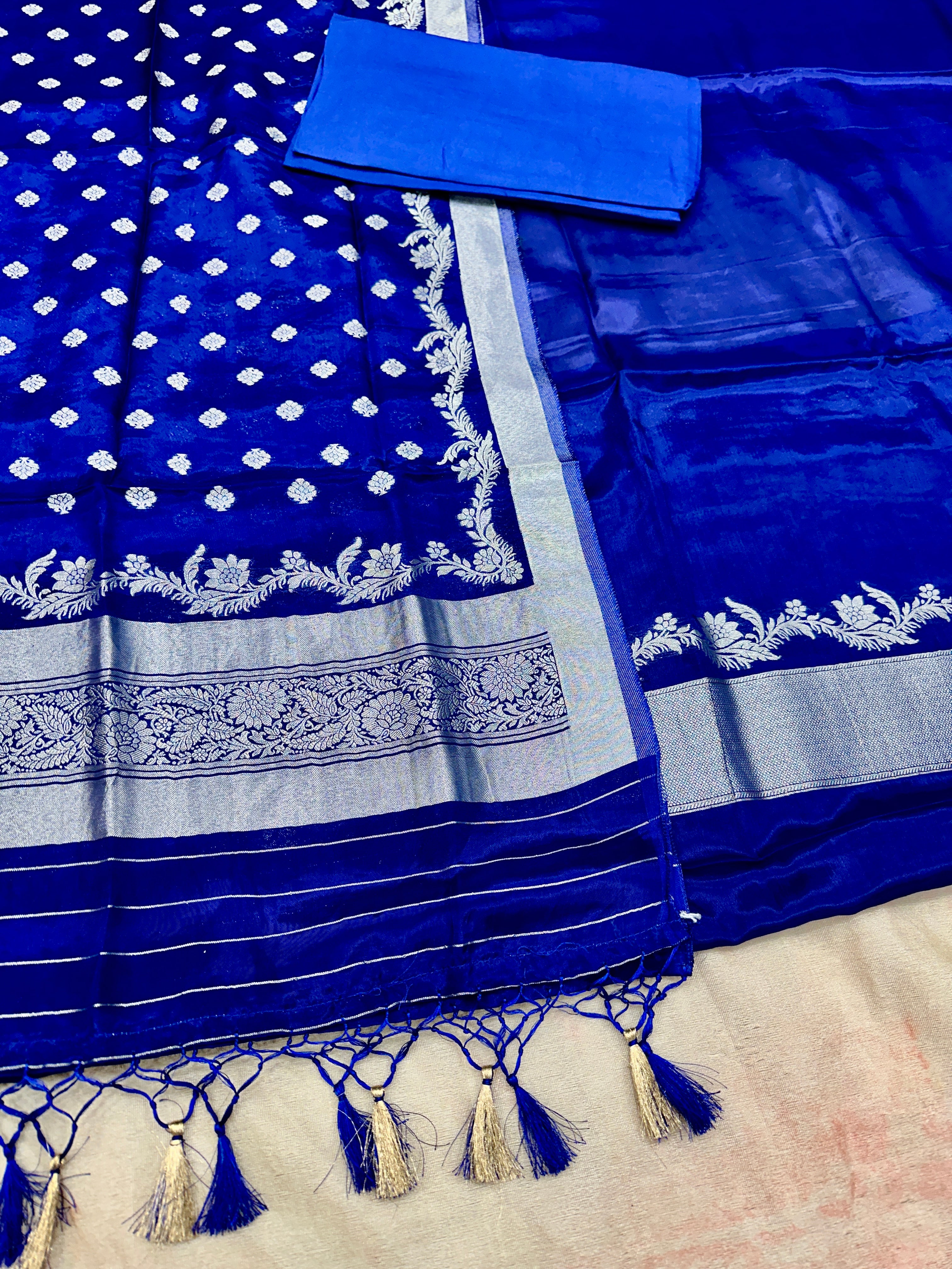✨ Banarasi Jacquard Gap Buti HO Silk 3-Piece Unstitched Dress Material MSS20