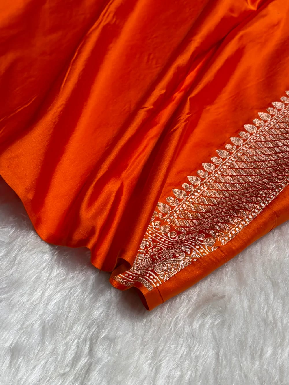 Banarasi Mashru Kataan Silk Saree Featuring Aaddha Zari Weave with Rich Zari Pallu – MKS413