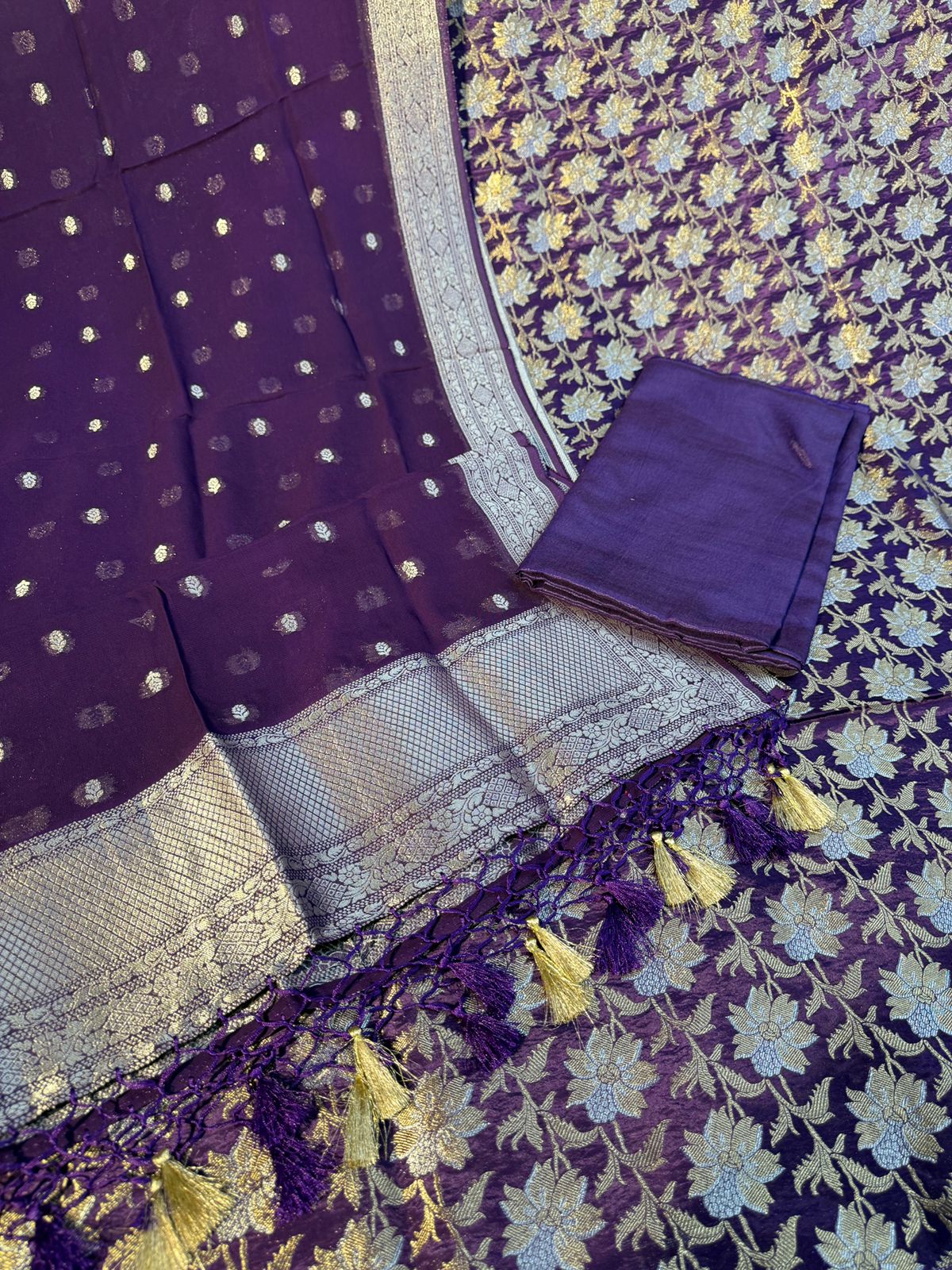 Fancy Banarsi Ladies Suits ST101