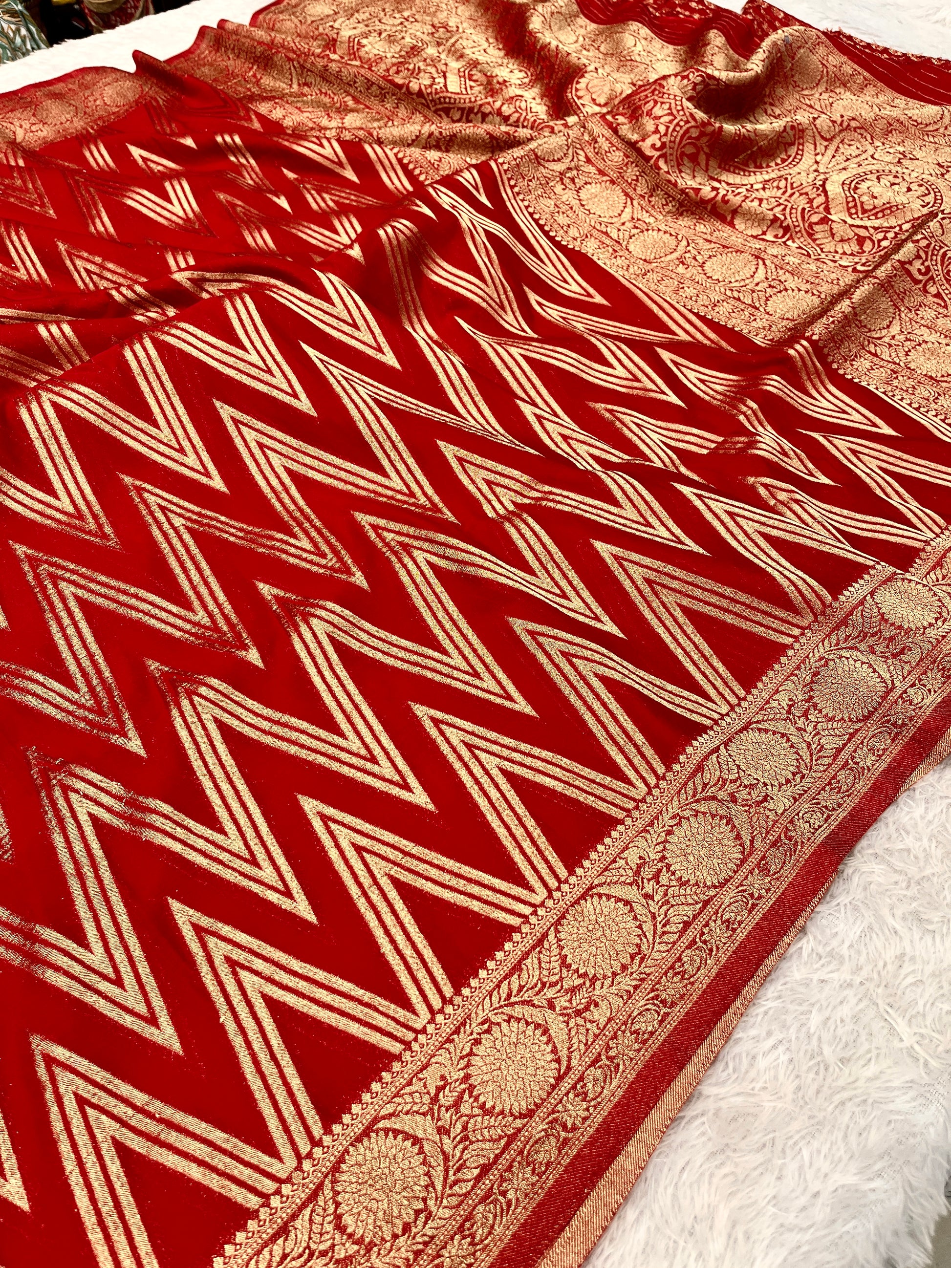 Chinon Silk Zig Zag Design Red Color Saree CN09