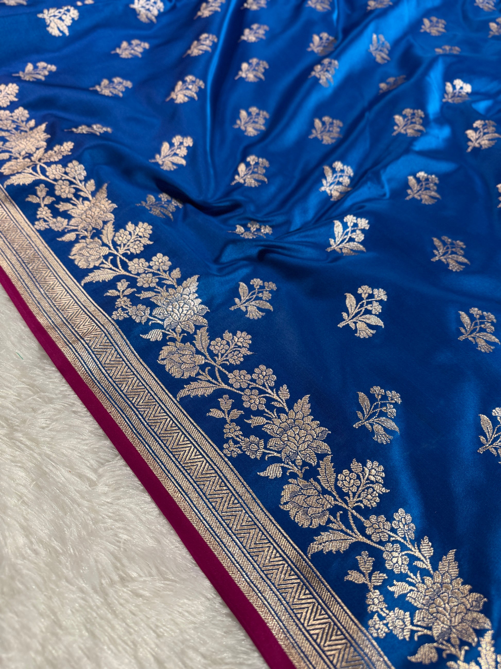 Peacock Banarasi Mashru Silk Saree with Leaf Buta Jacquard Woven Design