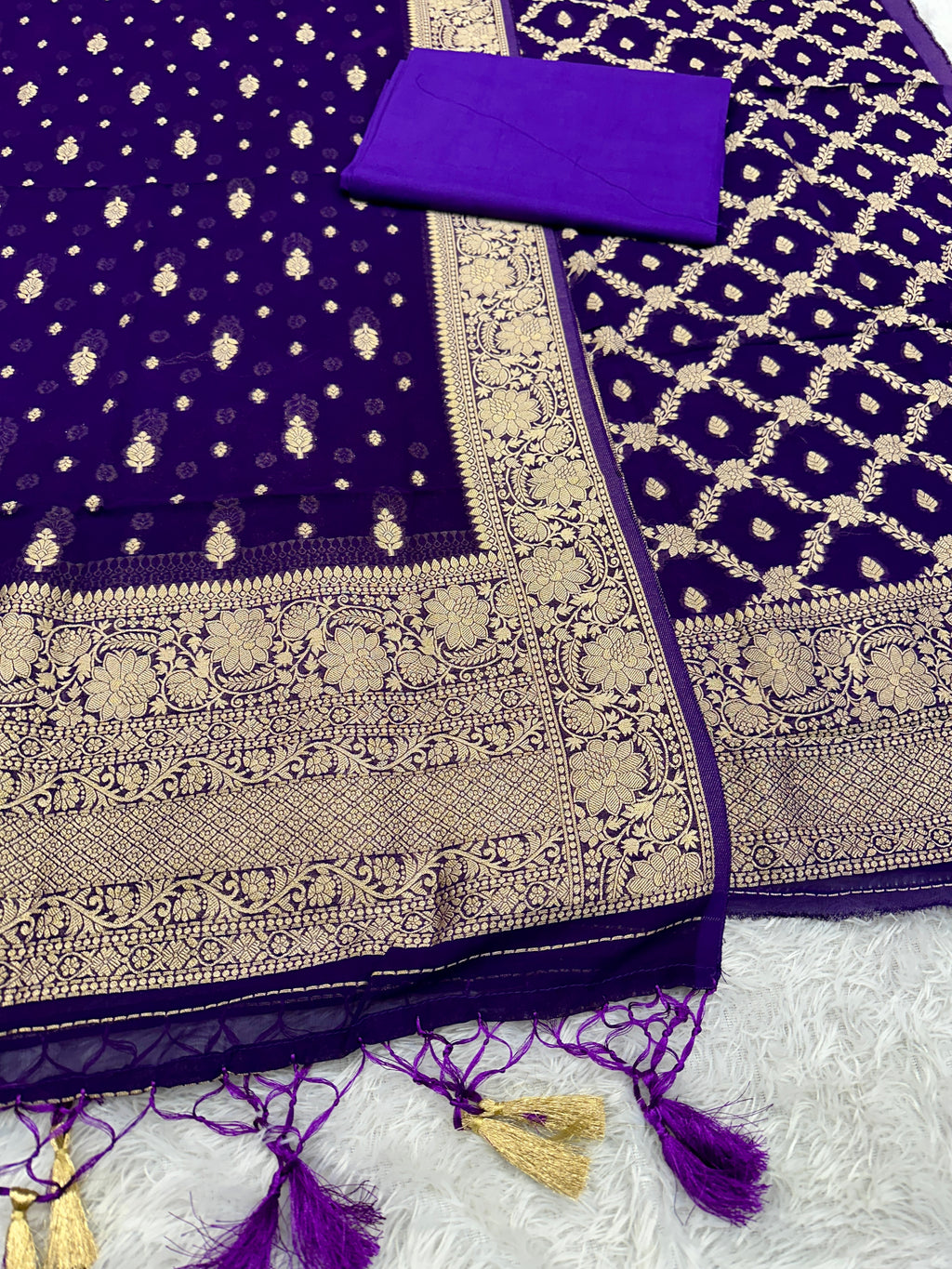 ✨ Banarasi Viscose Georgette Suit Set ✨VSS12