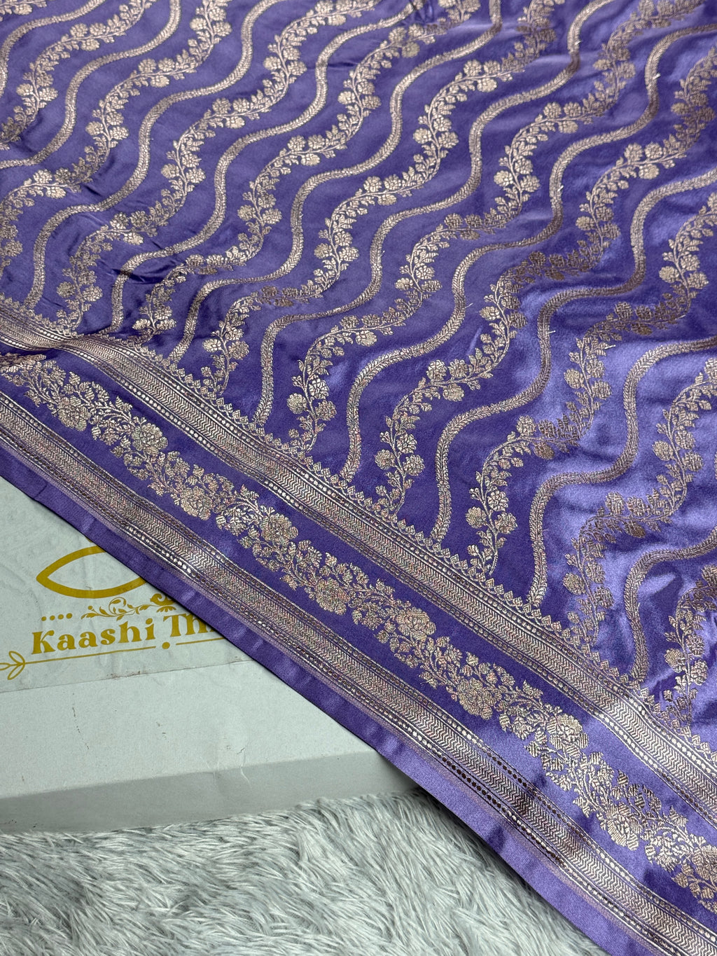 Lavender Mashru Kataan Silk Saree with Jaal Woven Pattern | MKS504