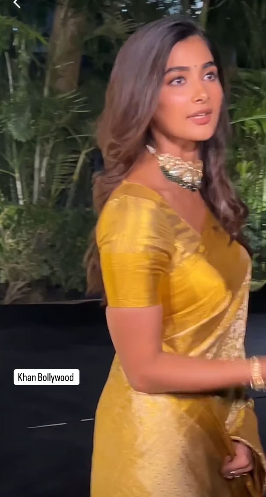 Pooja Hegde Inspired tissue Silk Saree Ts113