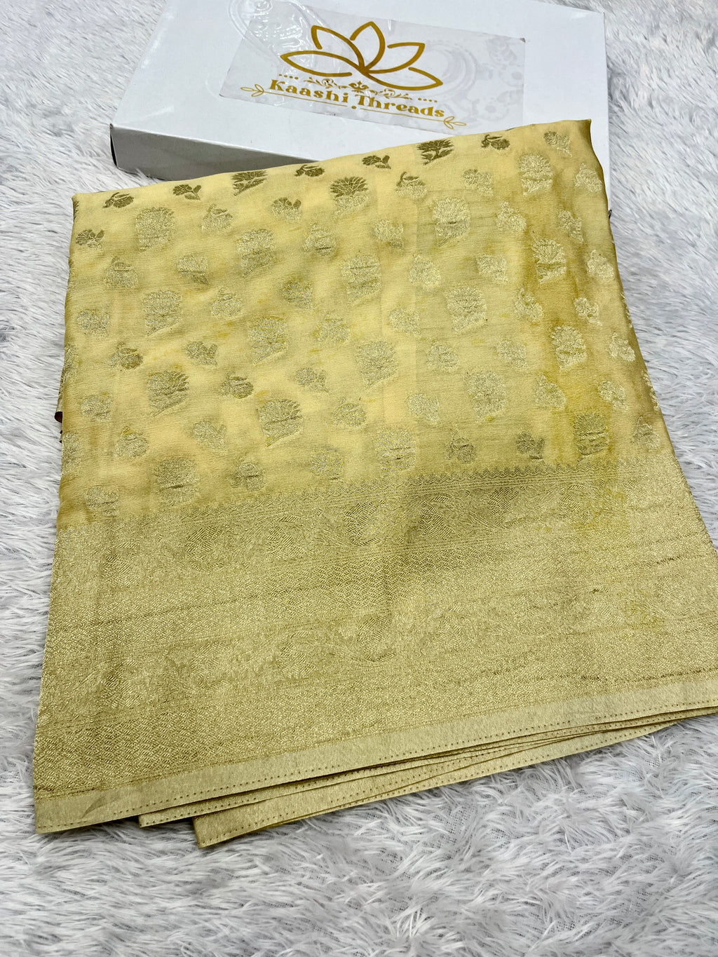Chinon Silk Big small Buta  Design Cream Saree CN06