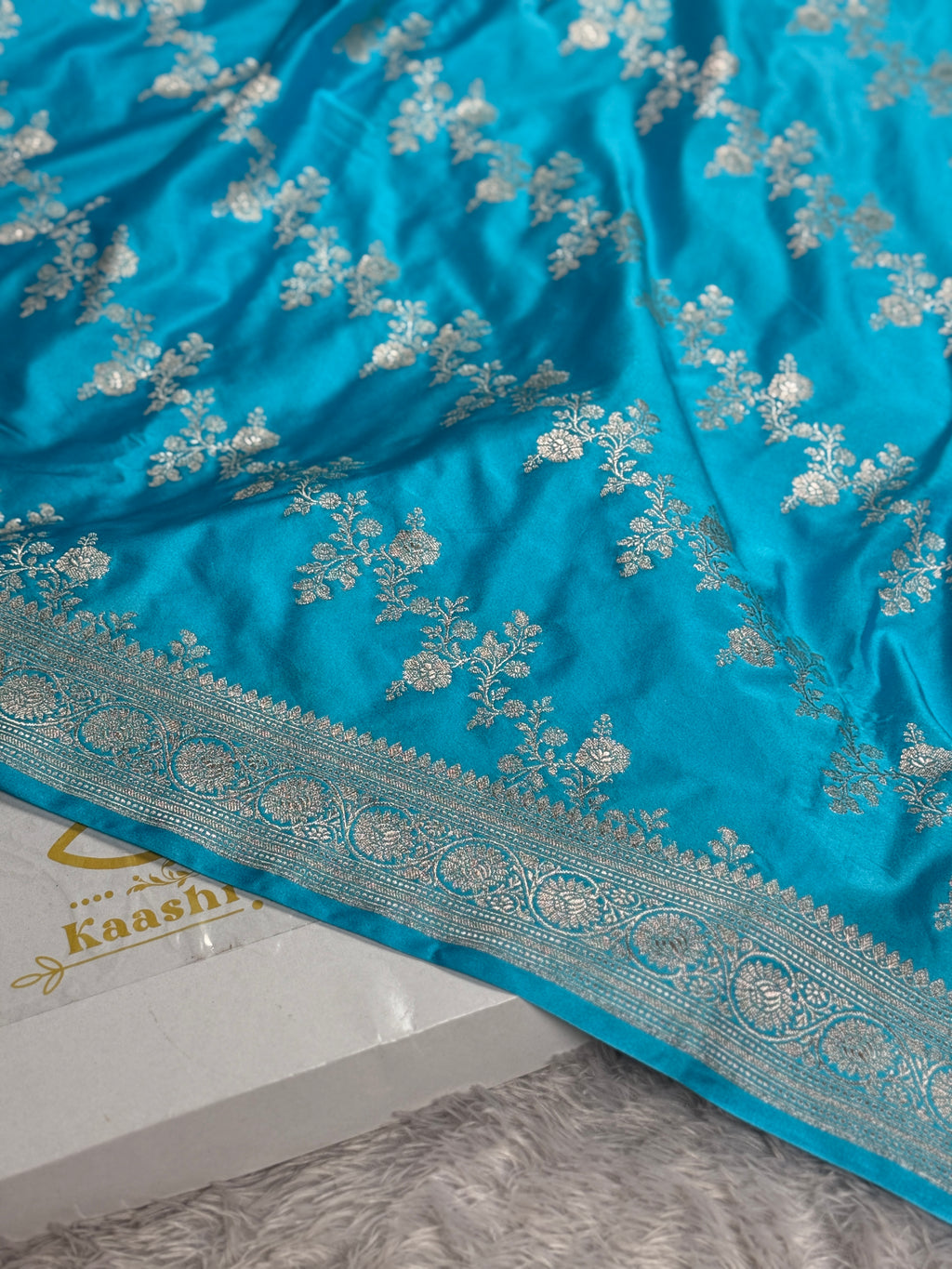 Light Blue Premium Banarasi Mashru Silk Saree with Jaal Woven Pattern MKS143